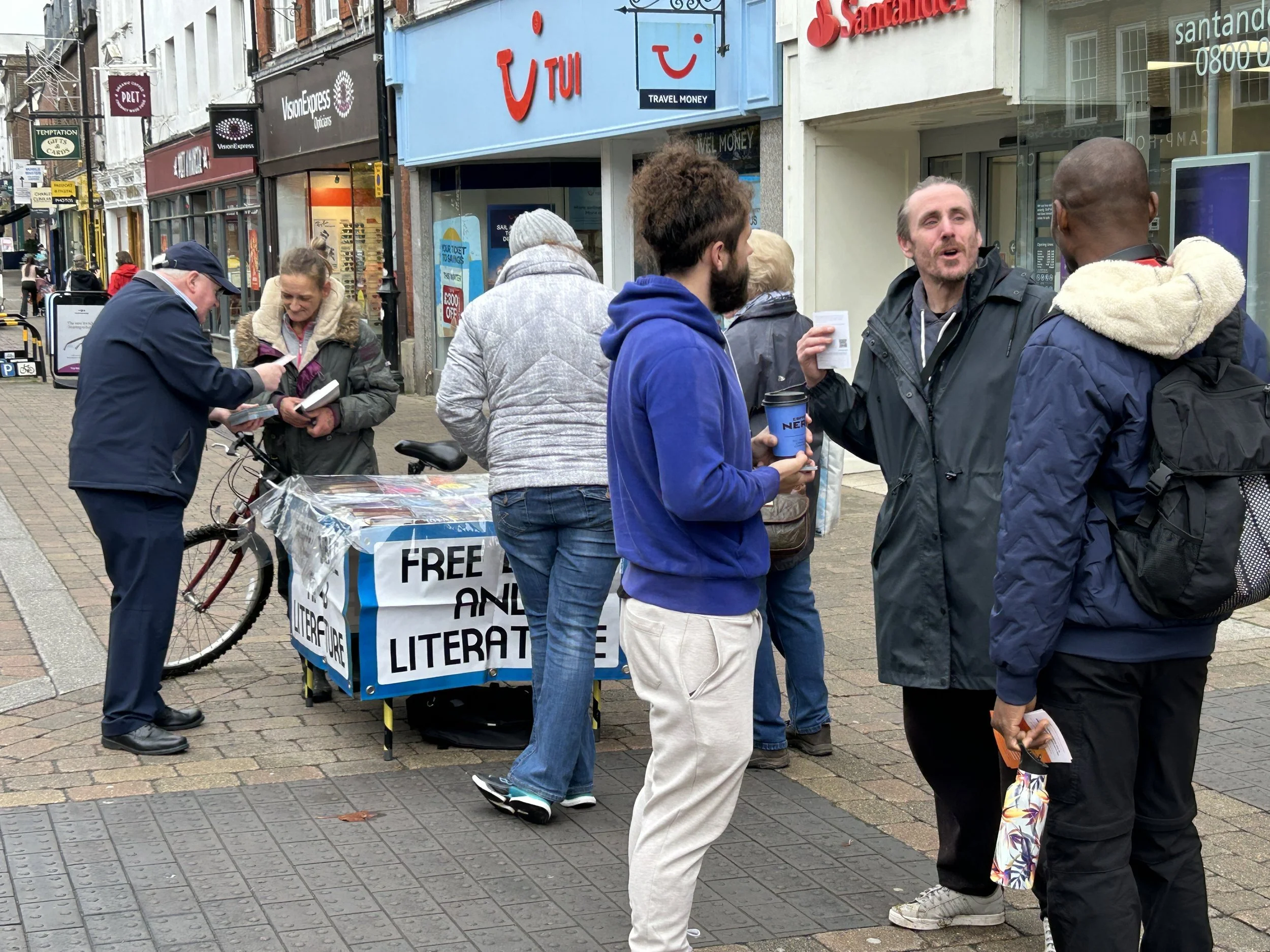A Wet and Grey Outreach in Newbury