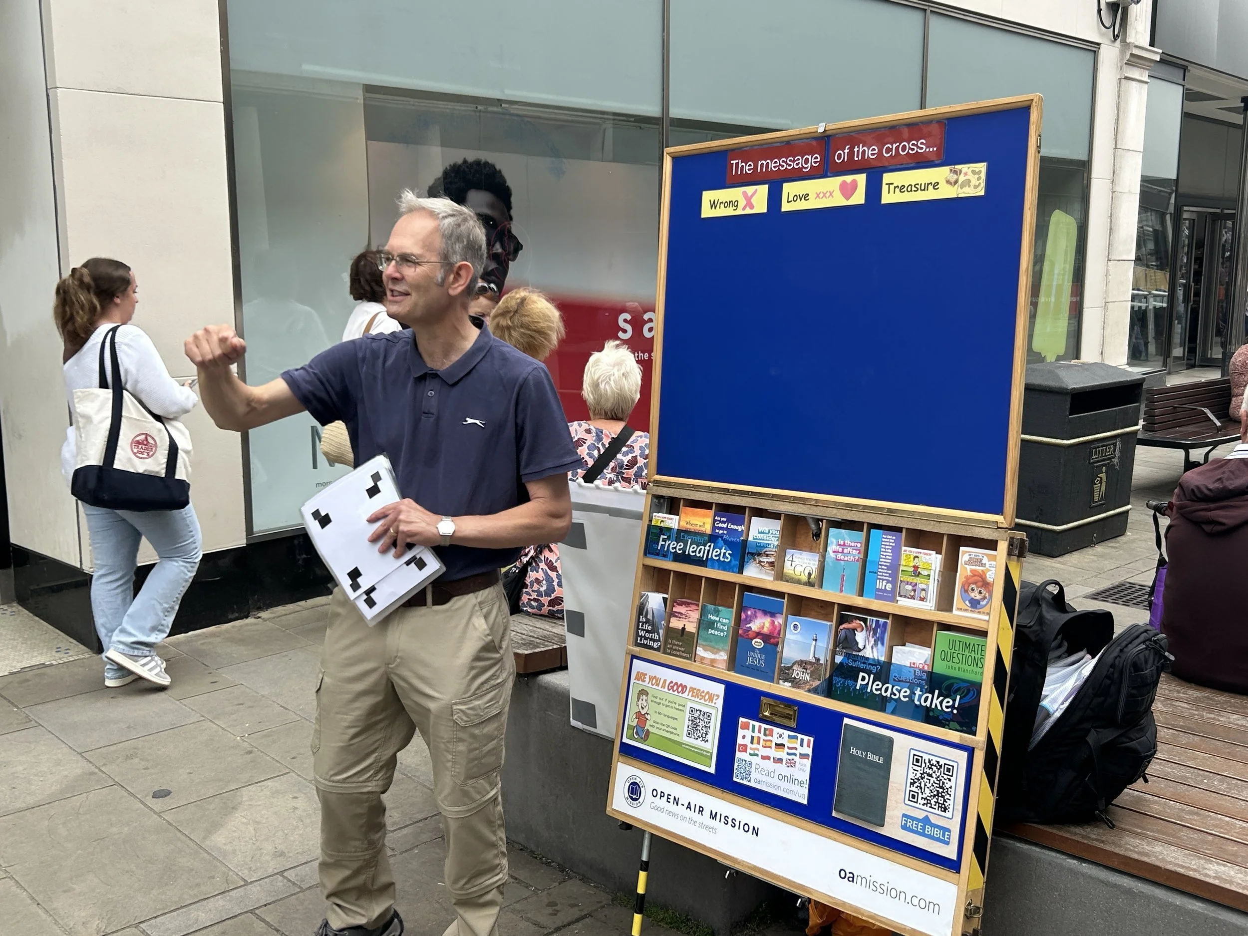 ‘In 25 years as a JW, I’ve never heard that!’ – Winchester Evangelism