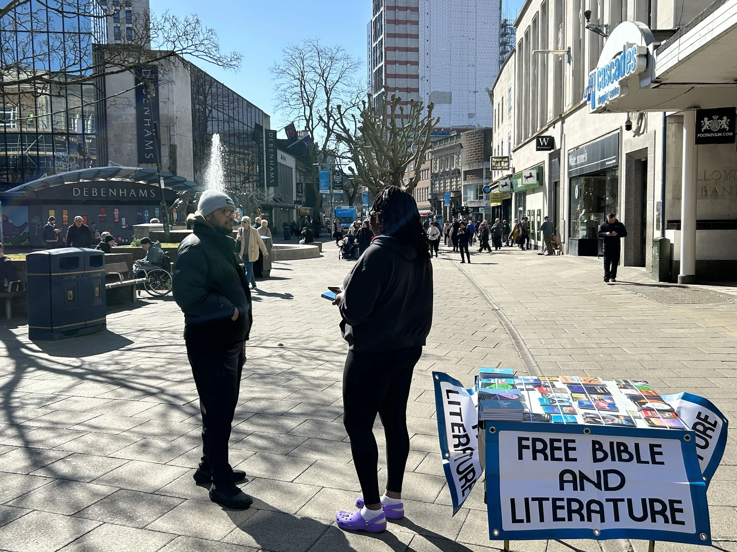“Religion Causes All Wars!” – Portsmouth Evangelism
