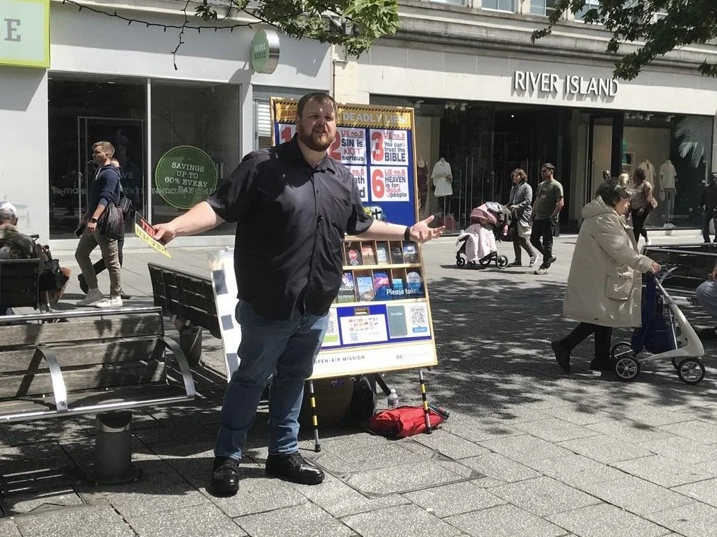 “I Need to Dedicate my Life to Jesus!” – Southampton Evangelism