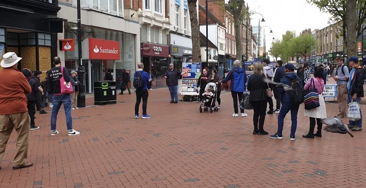 A Warm Spring Outreach in Reading