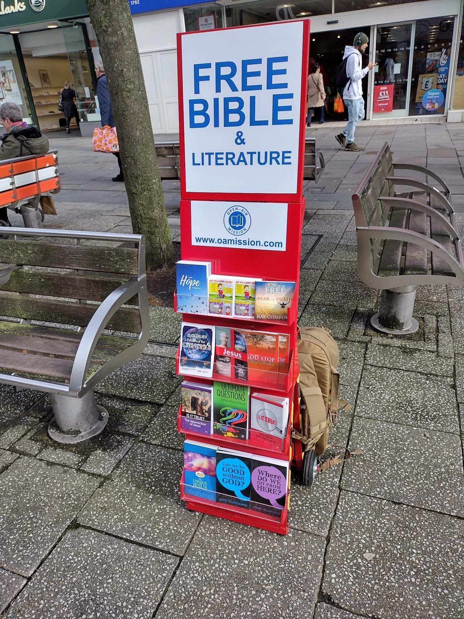 A Wet and Discouraging Day – Southampton Evangelism
