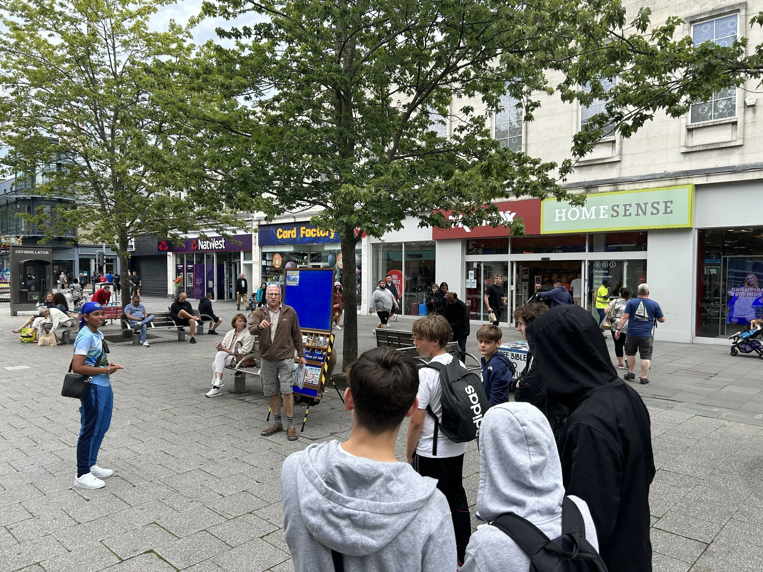 Many Wanted to Talk about Jesus – Southampton Evangelism