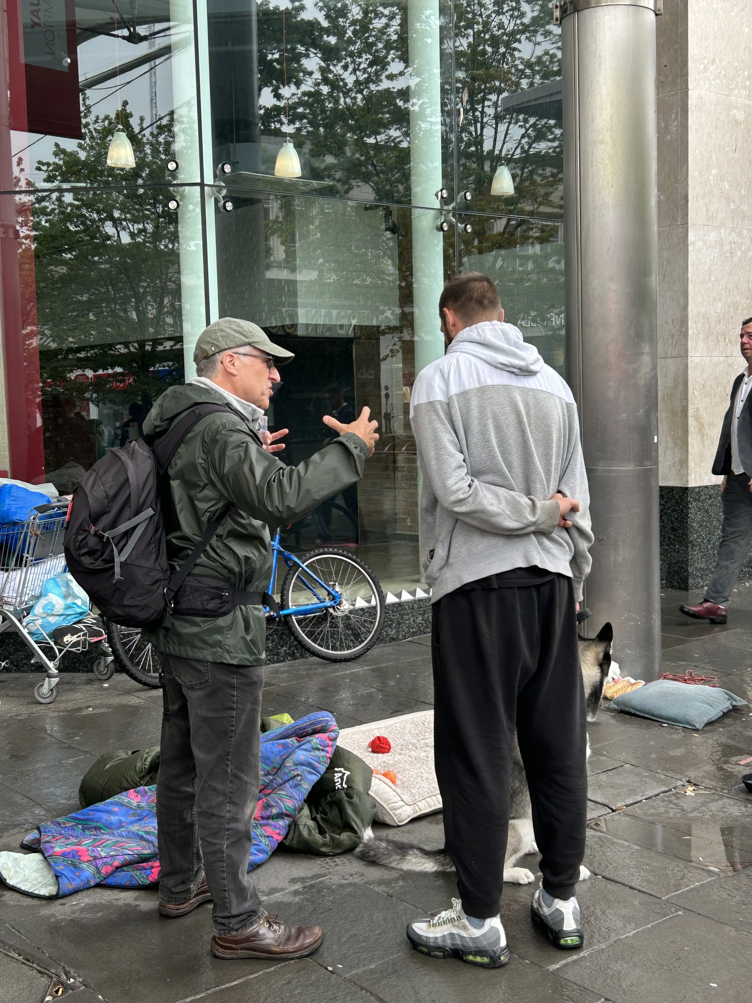 International Evangelism in the Rain – Southampton Outreach
