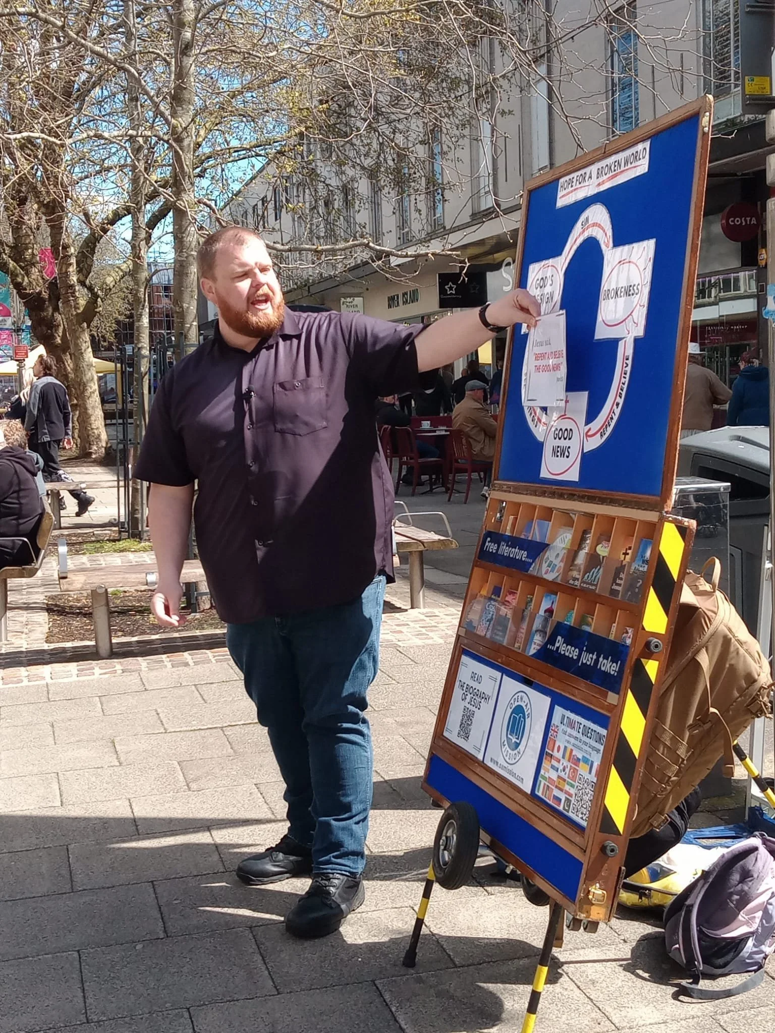 Christians and Muslims Discuss the Cross – Portsmouth Evangelism 
