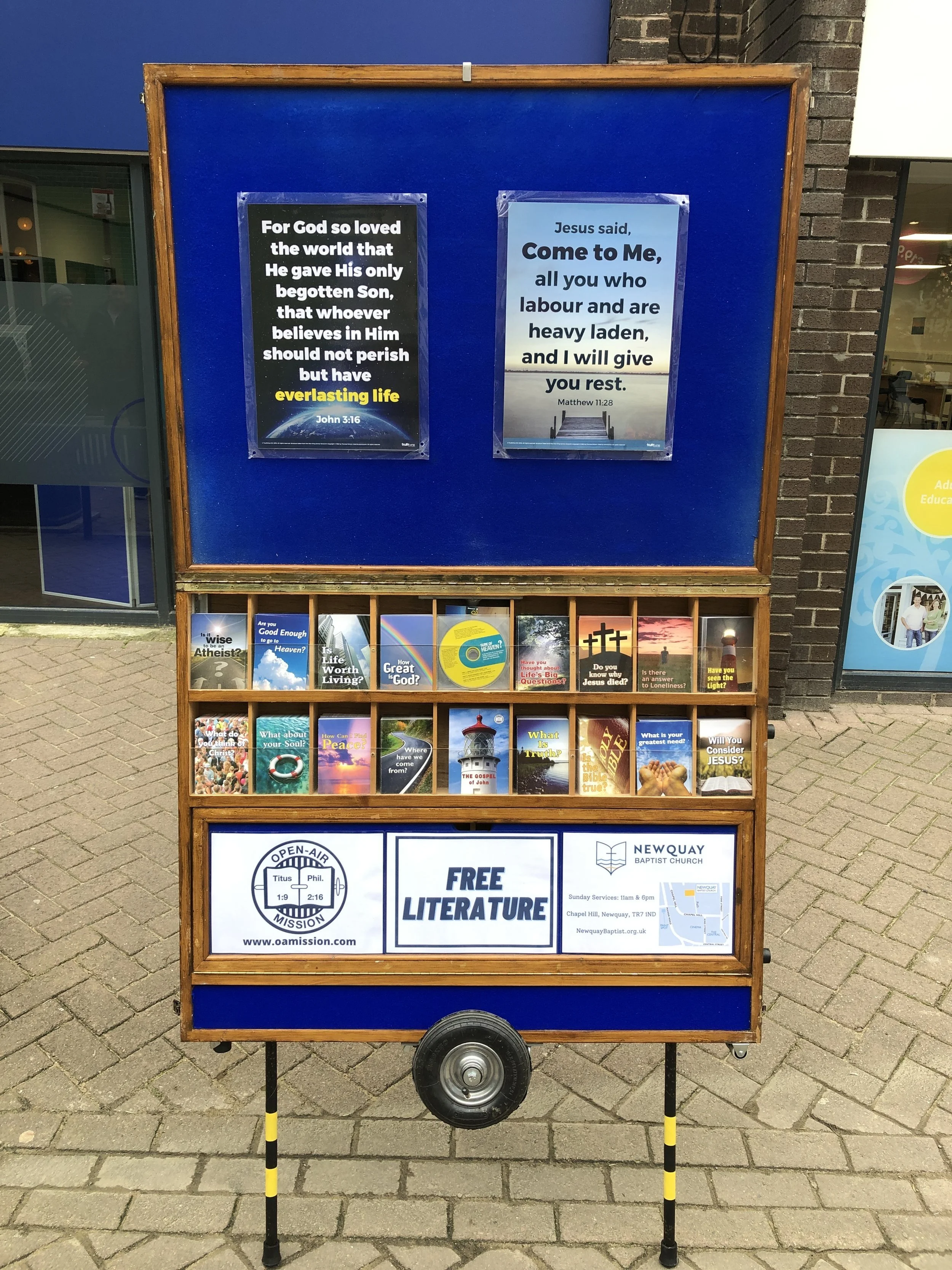 Newquay Evangelism: First Open-Air Outreach for 2022