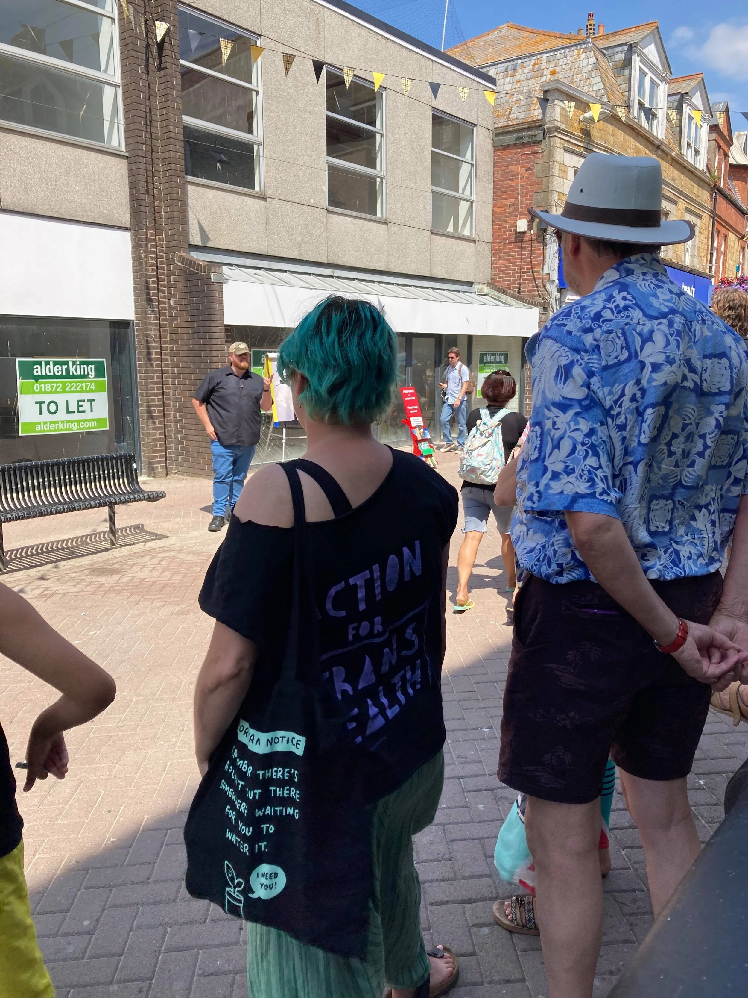 Newquay Evangelism: Hecklers and Heat