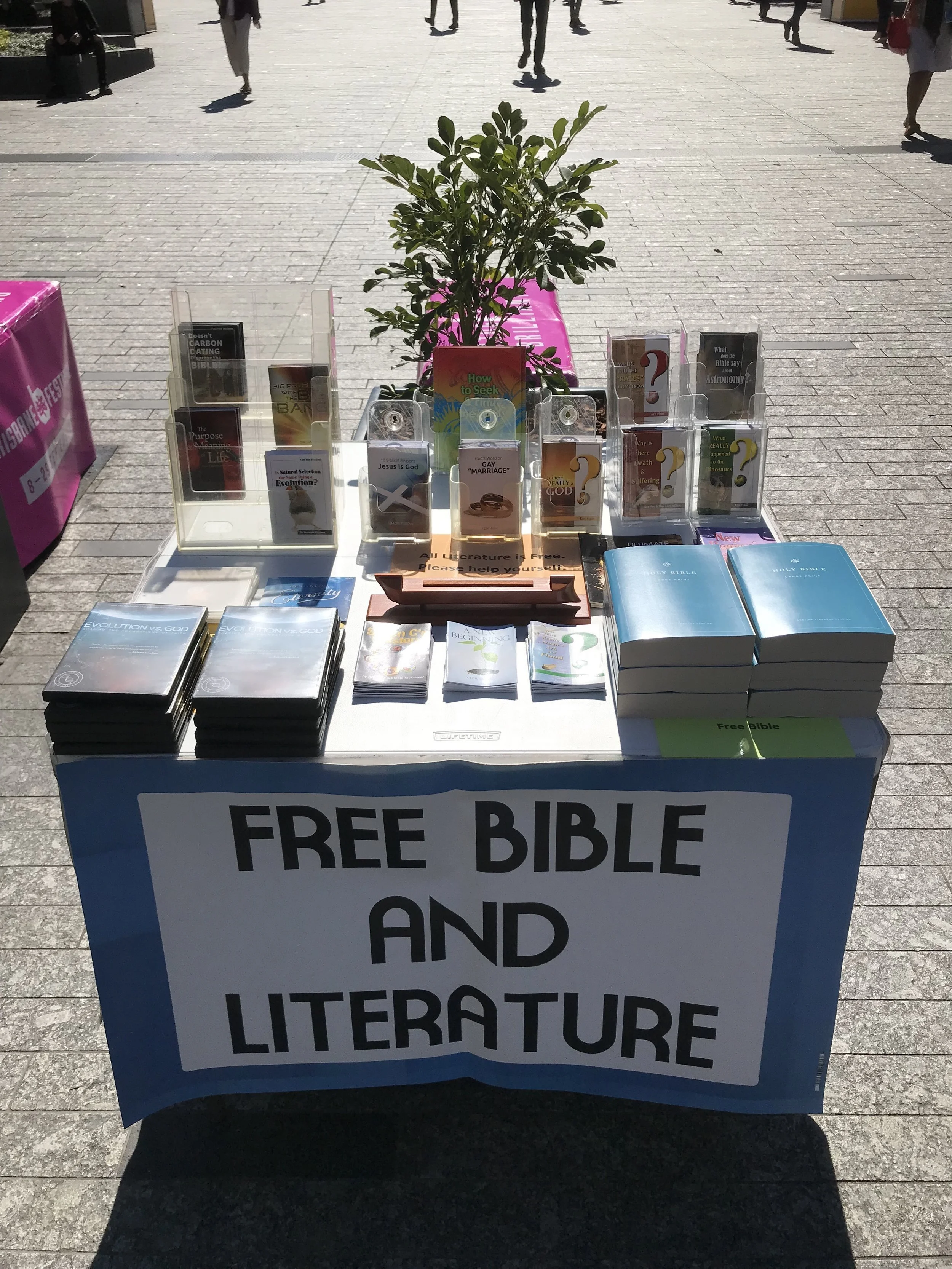 "May I have a Bible?" - Brisbane Outreach