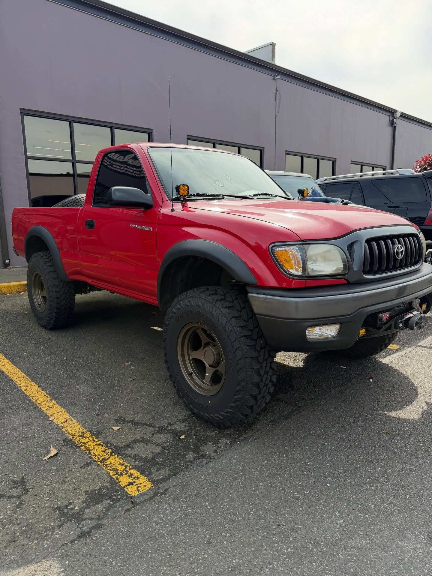 First gen Tacoma in for an outfitting of accessories. Arb/Ome lift with SPC UCA&rsquo;s. 5.29 gears and lockers. Custom mounts for a compressor and S-pod system. Front winch mount and some Baja design lights to brighten the night!