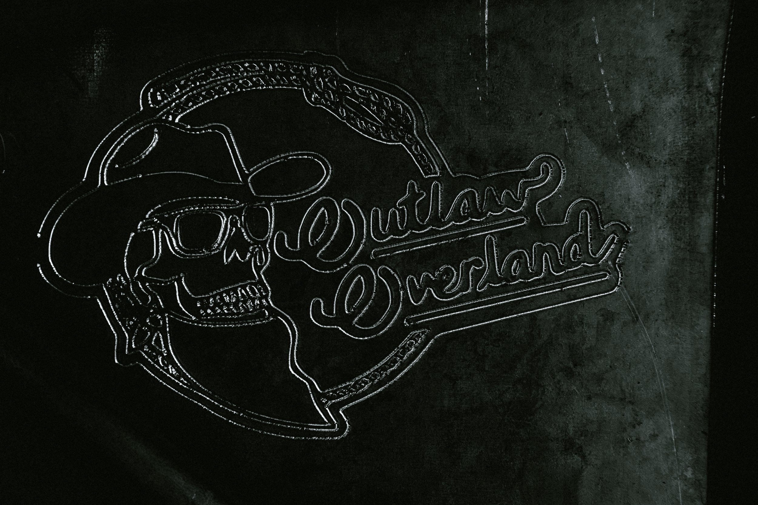 OUTLAW-105.jpg
