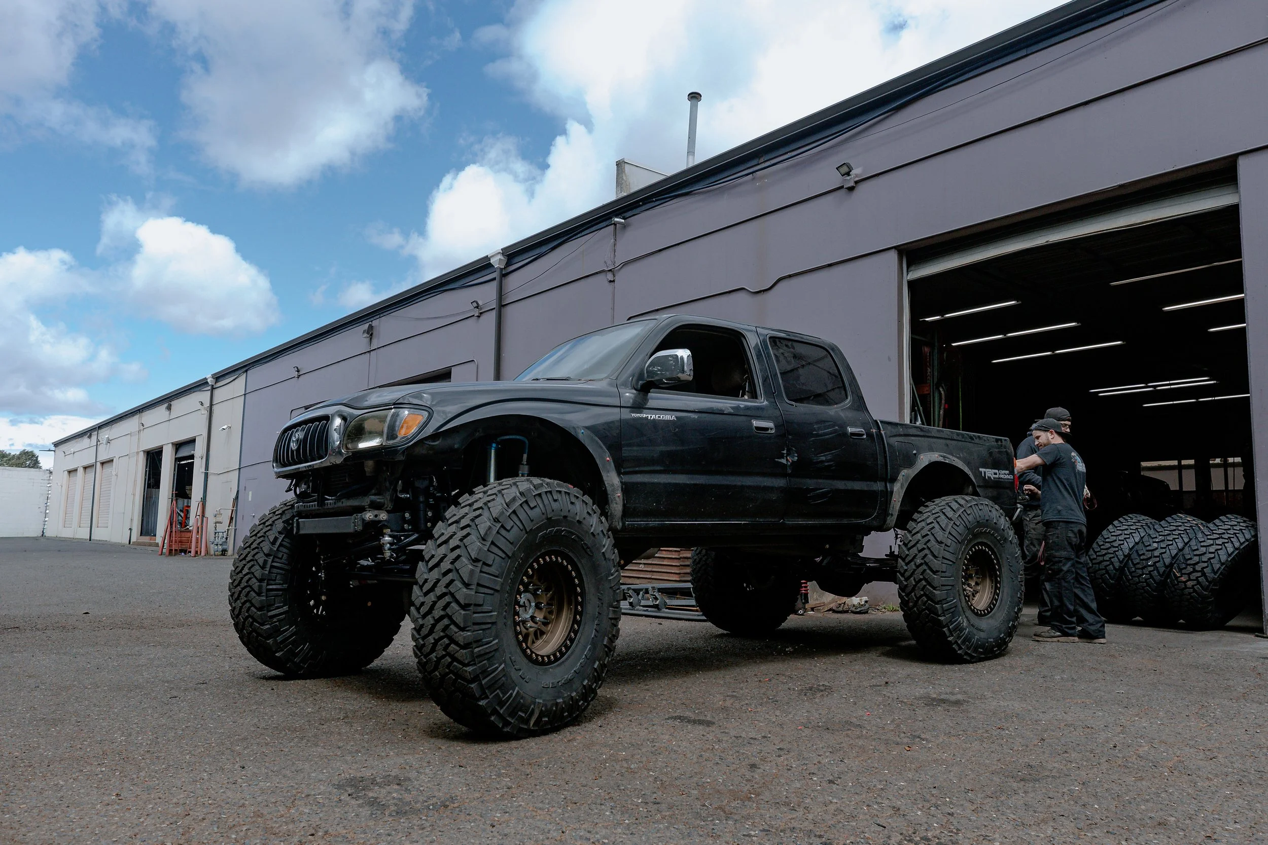 OUTLAW-131.jpg