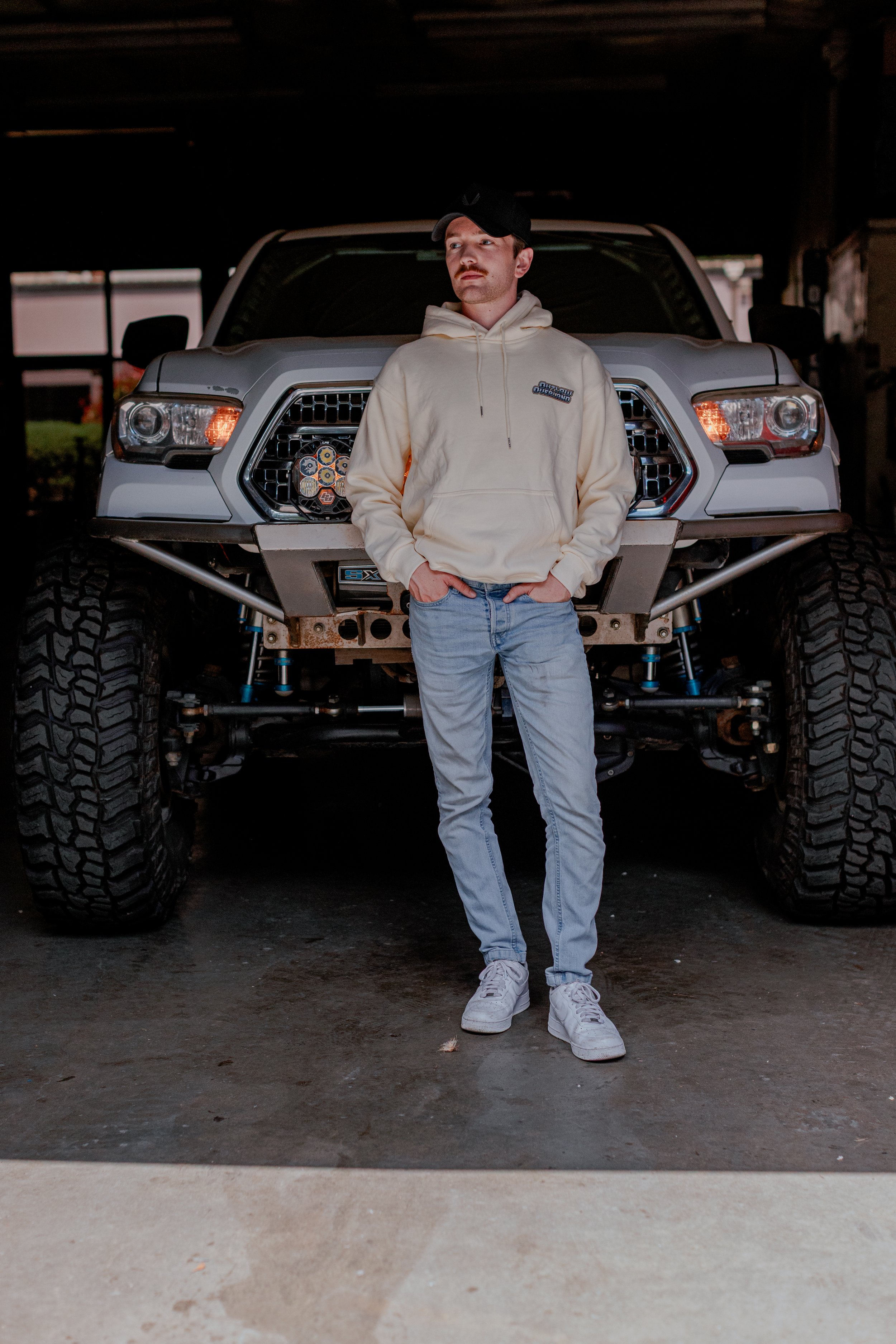 OUTLAW-196.jpg
