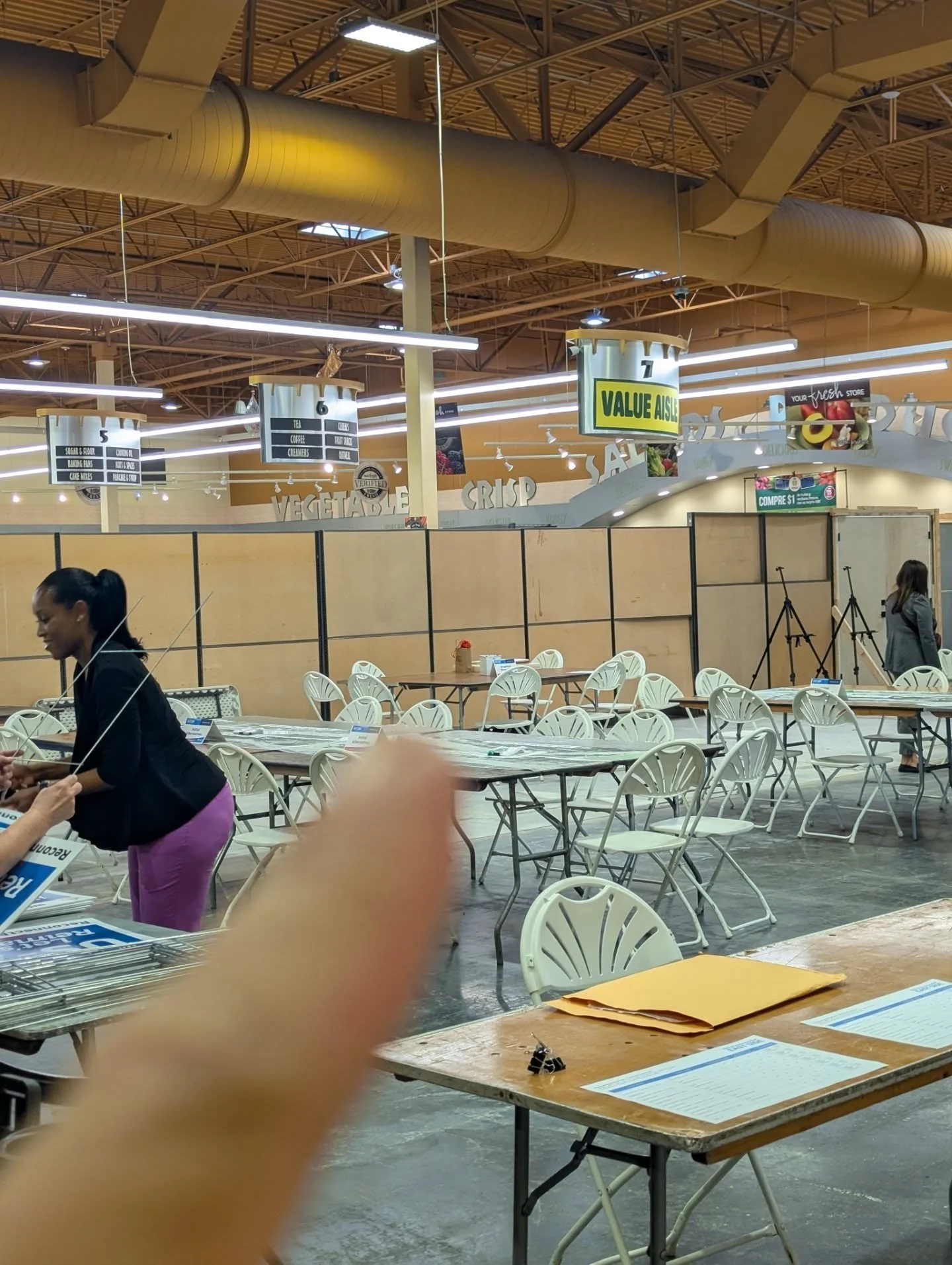 The reconnecting the east side event was exhilarating. 
We had the privilege of listening to a lot of really good conversations about the future of the us-71 corridor. We'll see if the city can follow thru tho. Documenting all our art online. Stay tu