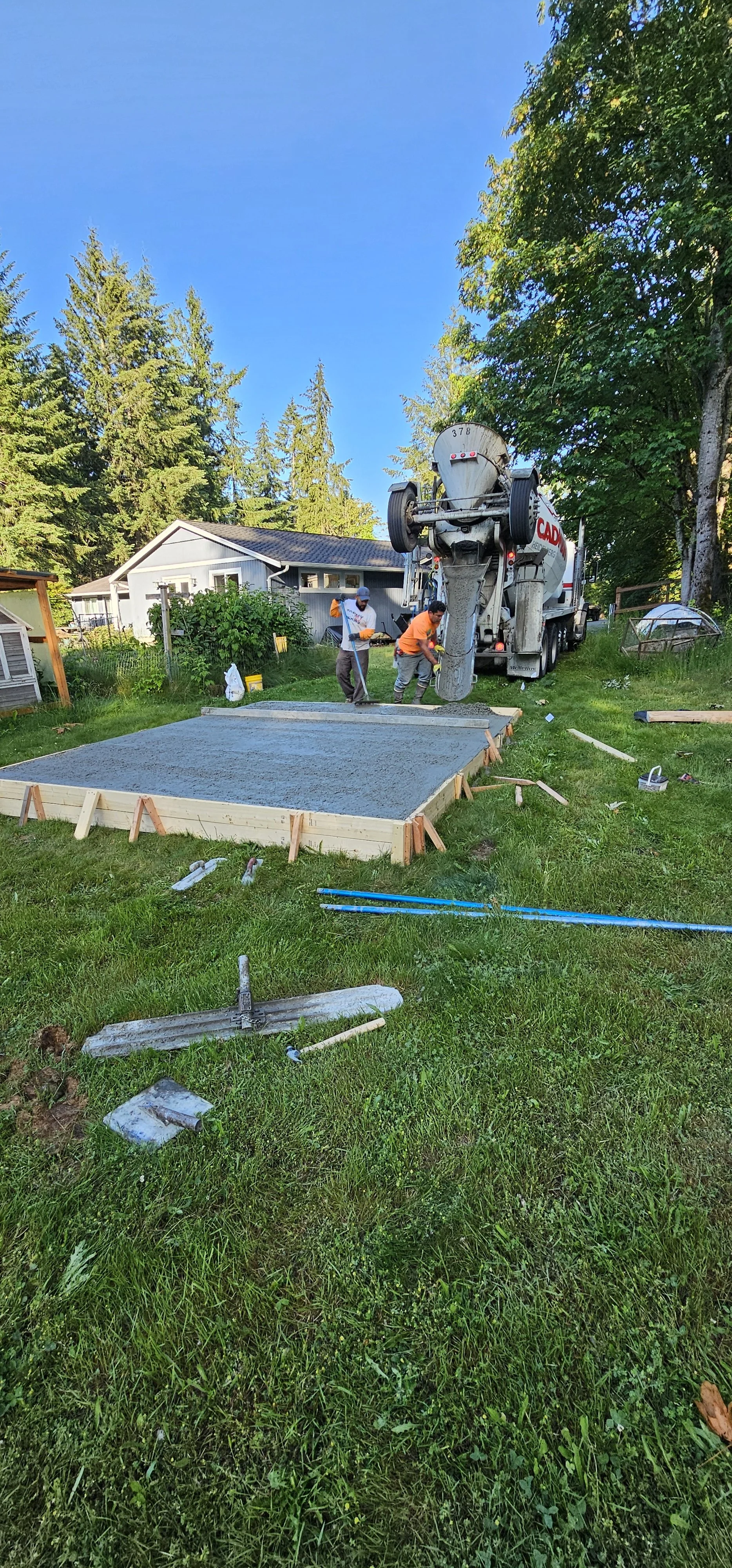STUDIO SHED 2 concrete foundation finishing