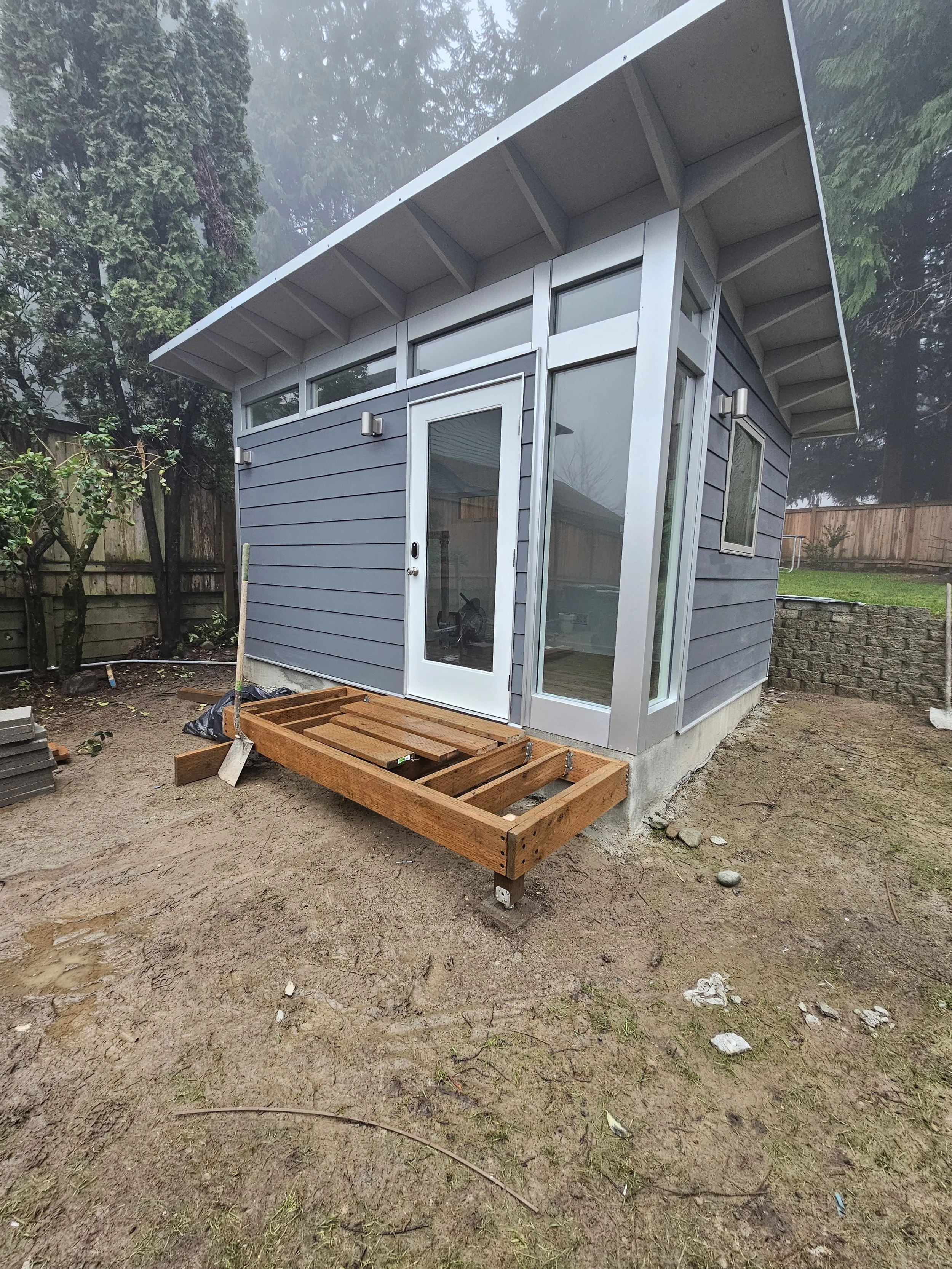 STUDIO SHED 1 deck build