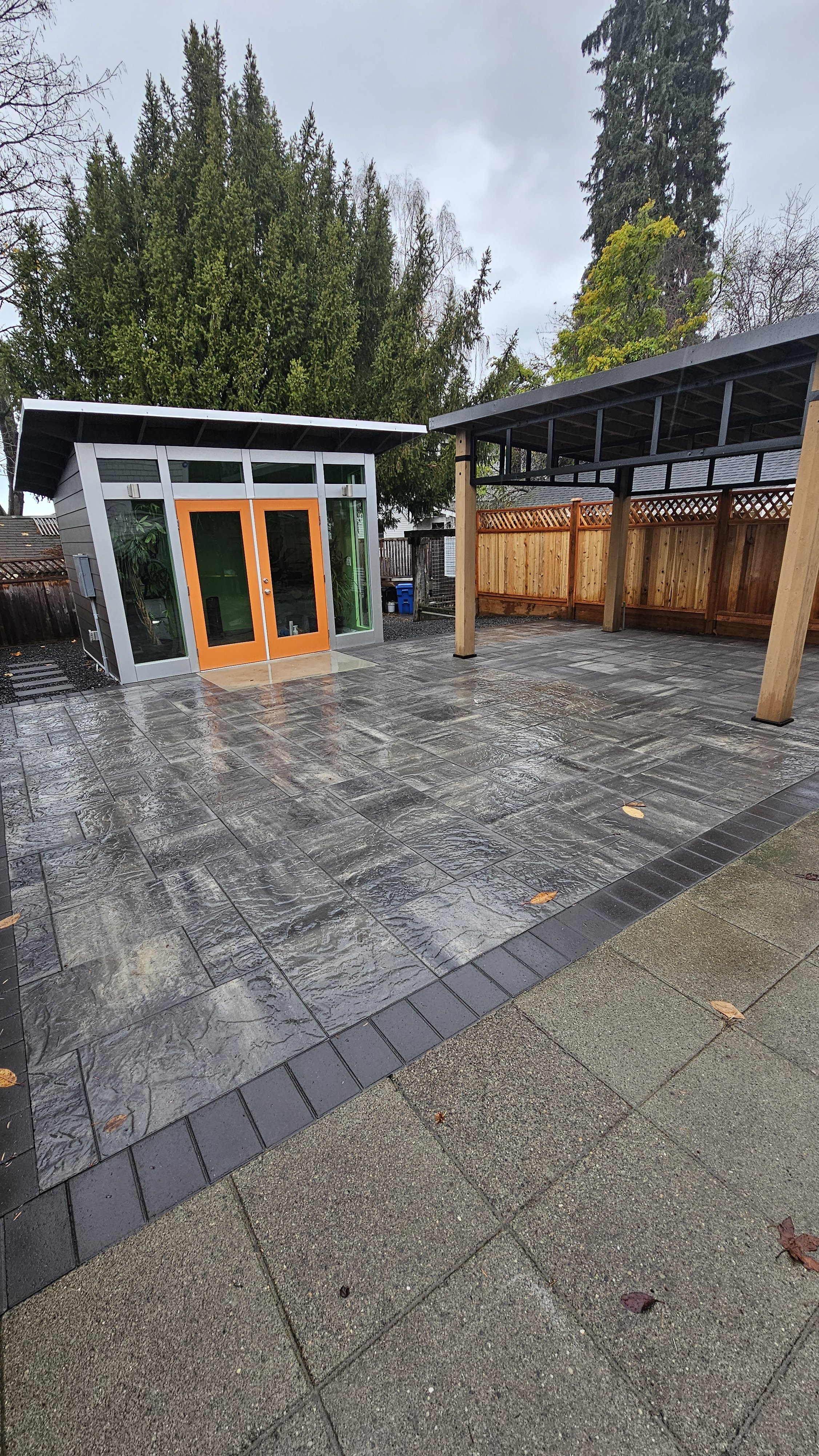 STUDIO SHED 3 and outdoor Pergola