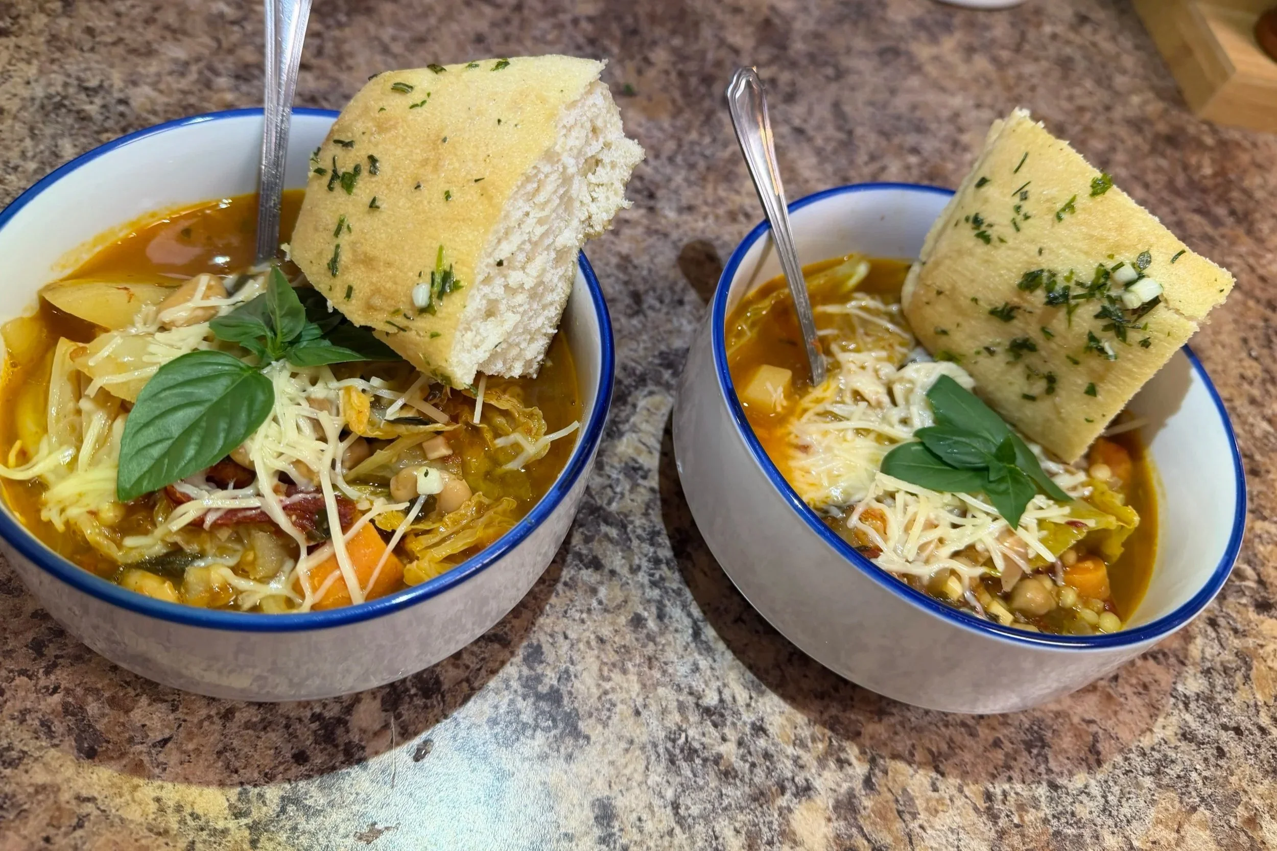 Old-Fashioned Minestrone Soup