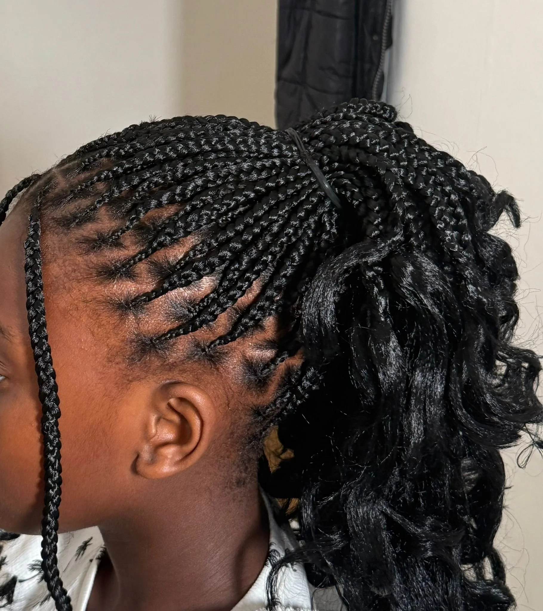 KNOTLESS BRAIDS