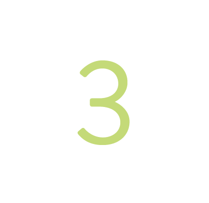 A white circular timer with a black background and the number three in green in the center.