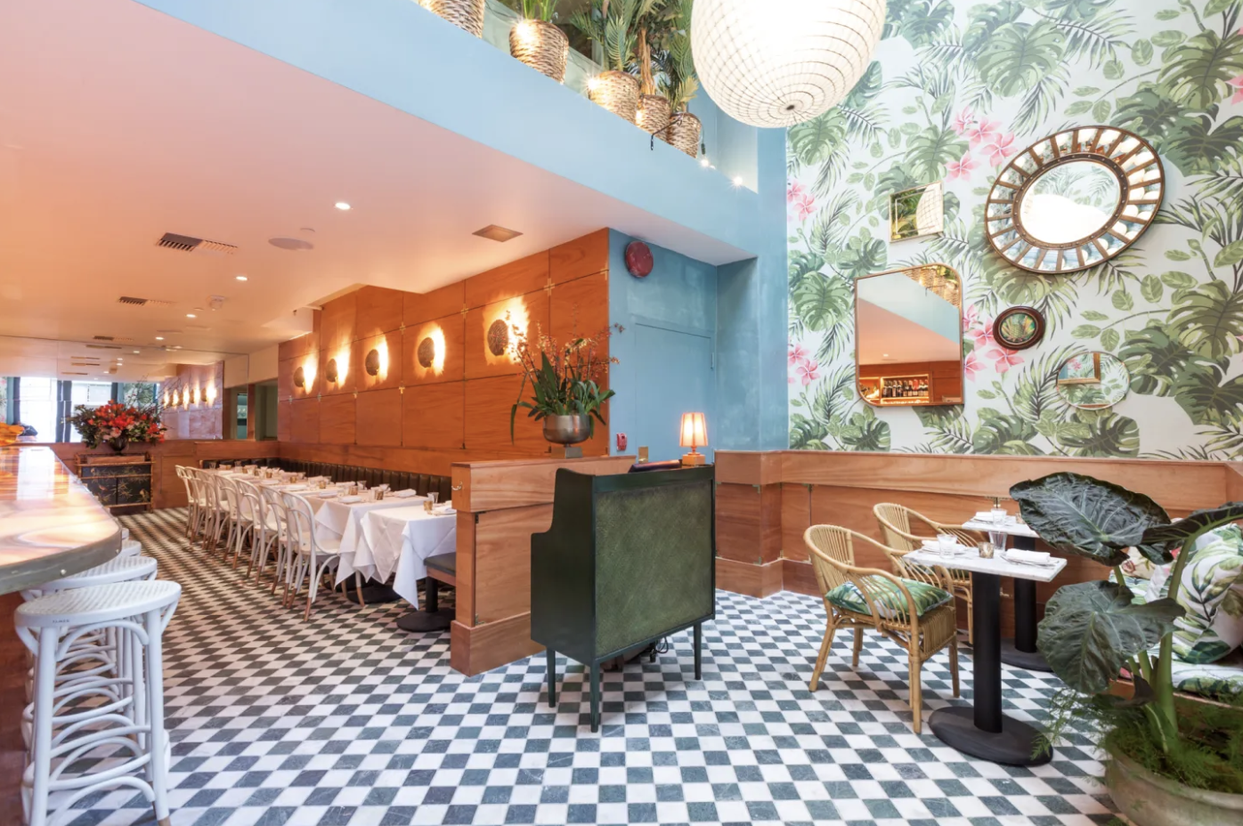 Leo's Oyster Bar Closes in the FiDi - Why This Closing Matters for the Market