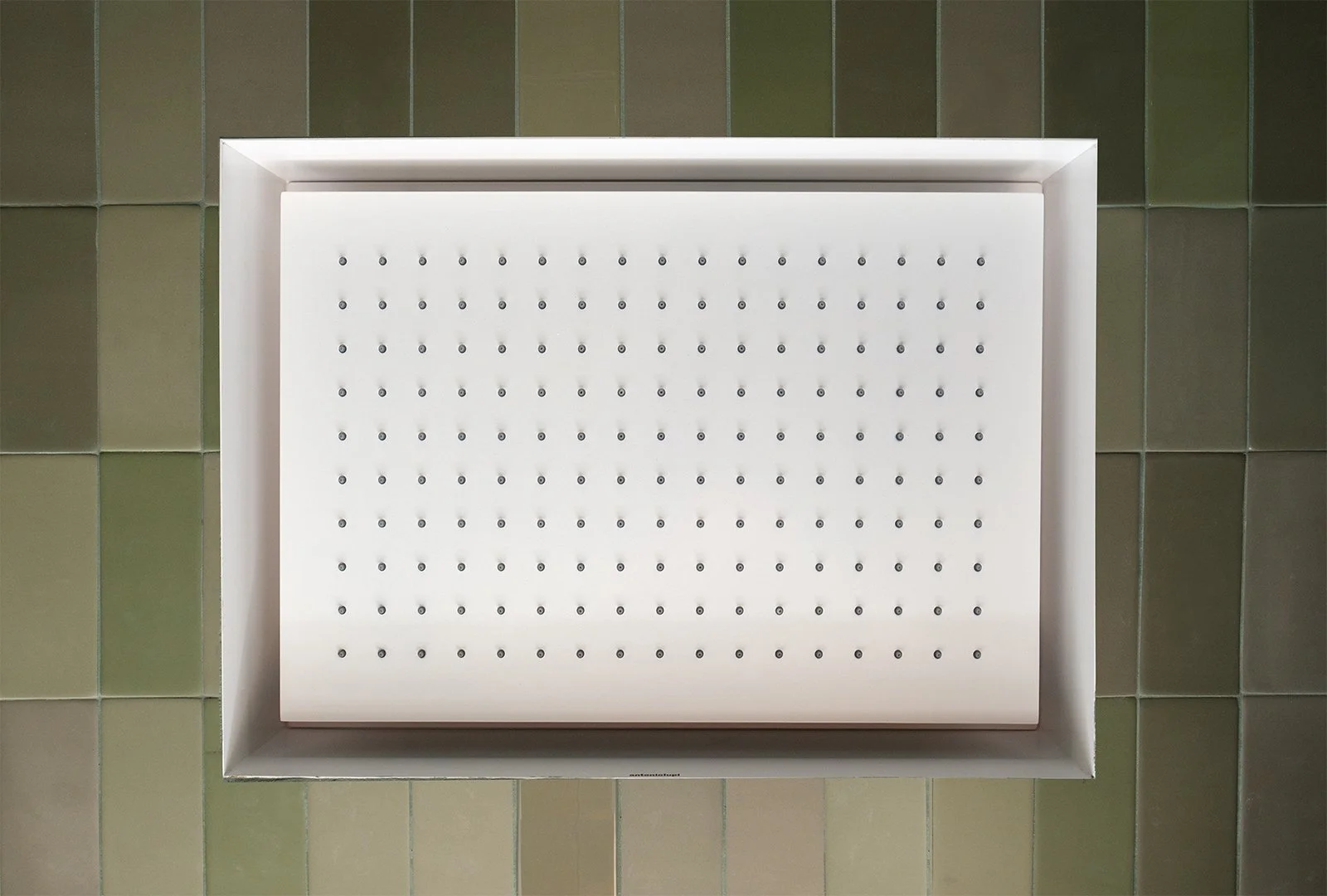 17_brezza_benedamò_arredobagno.jpg