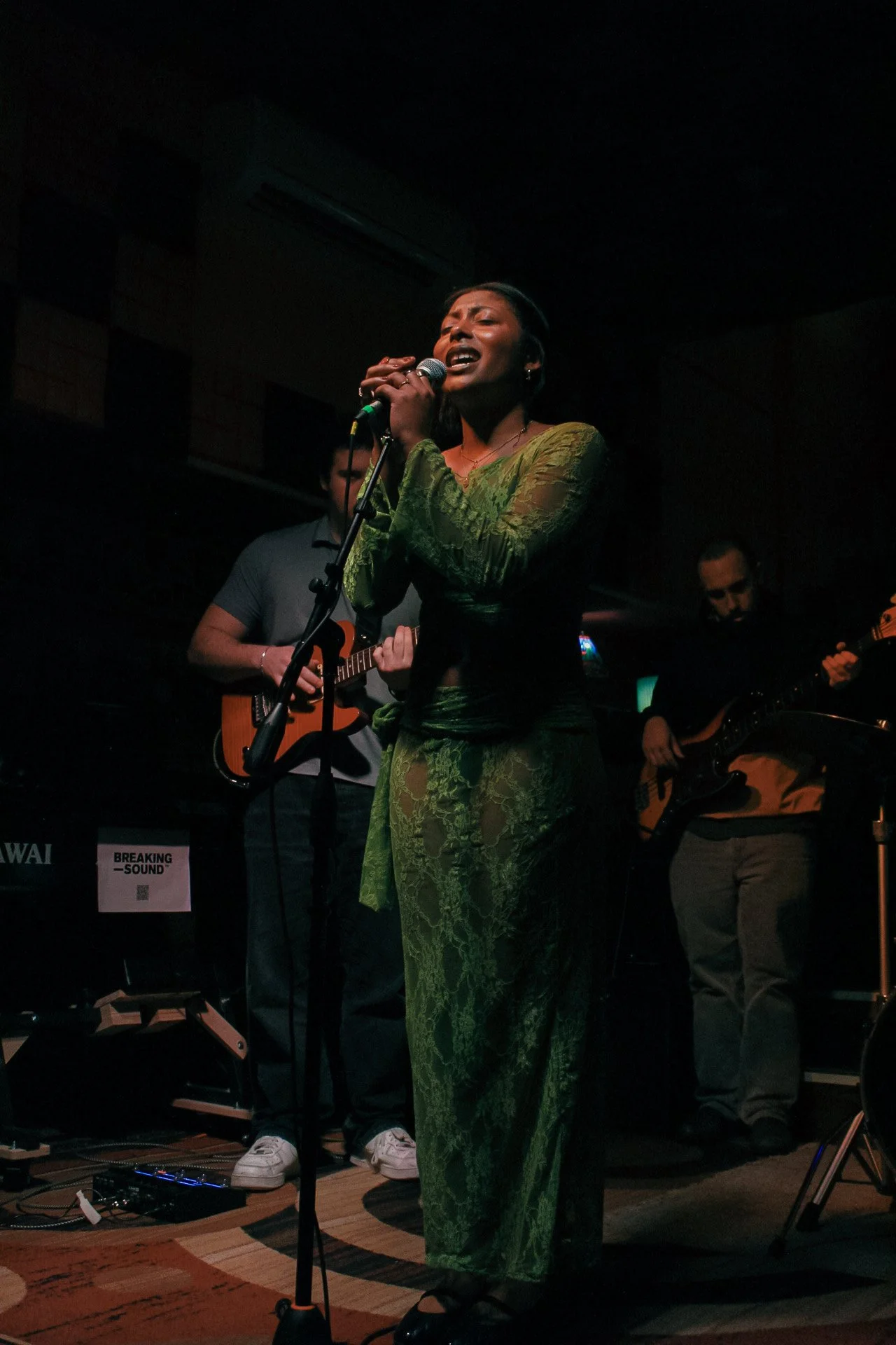 yasmina breaking sound show-11.JPG