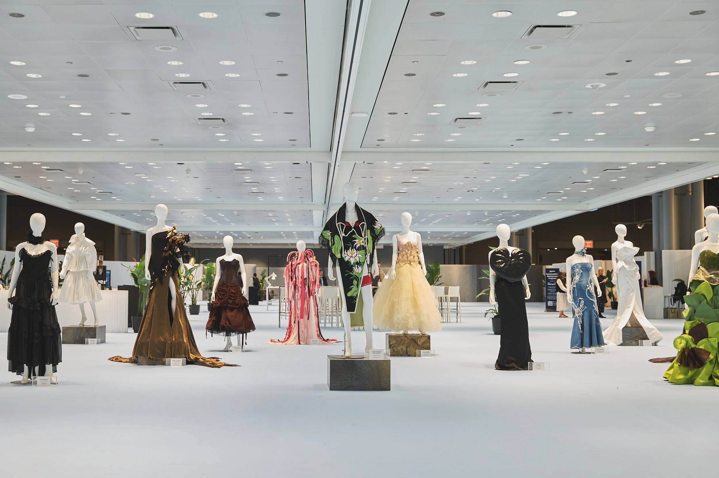 Why Your Fashion Trade Show Needs a Professional Photographer — And What to Look For