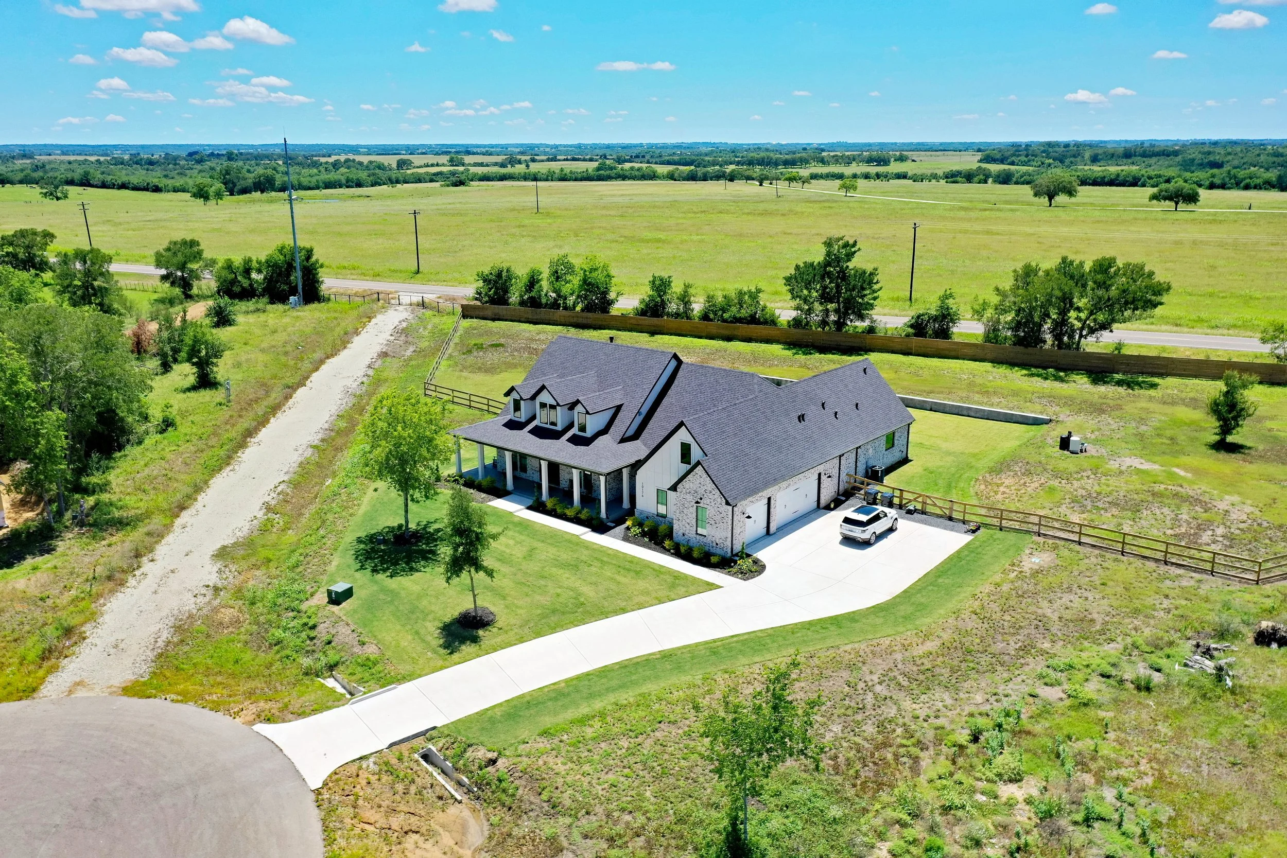 Chappell Hill House 1.jpg