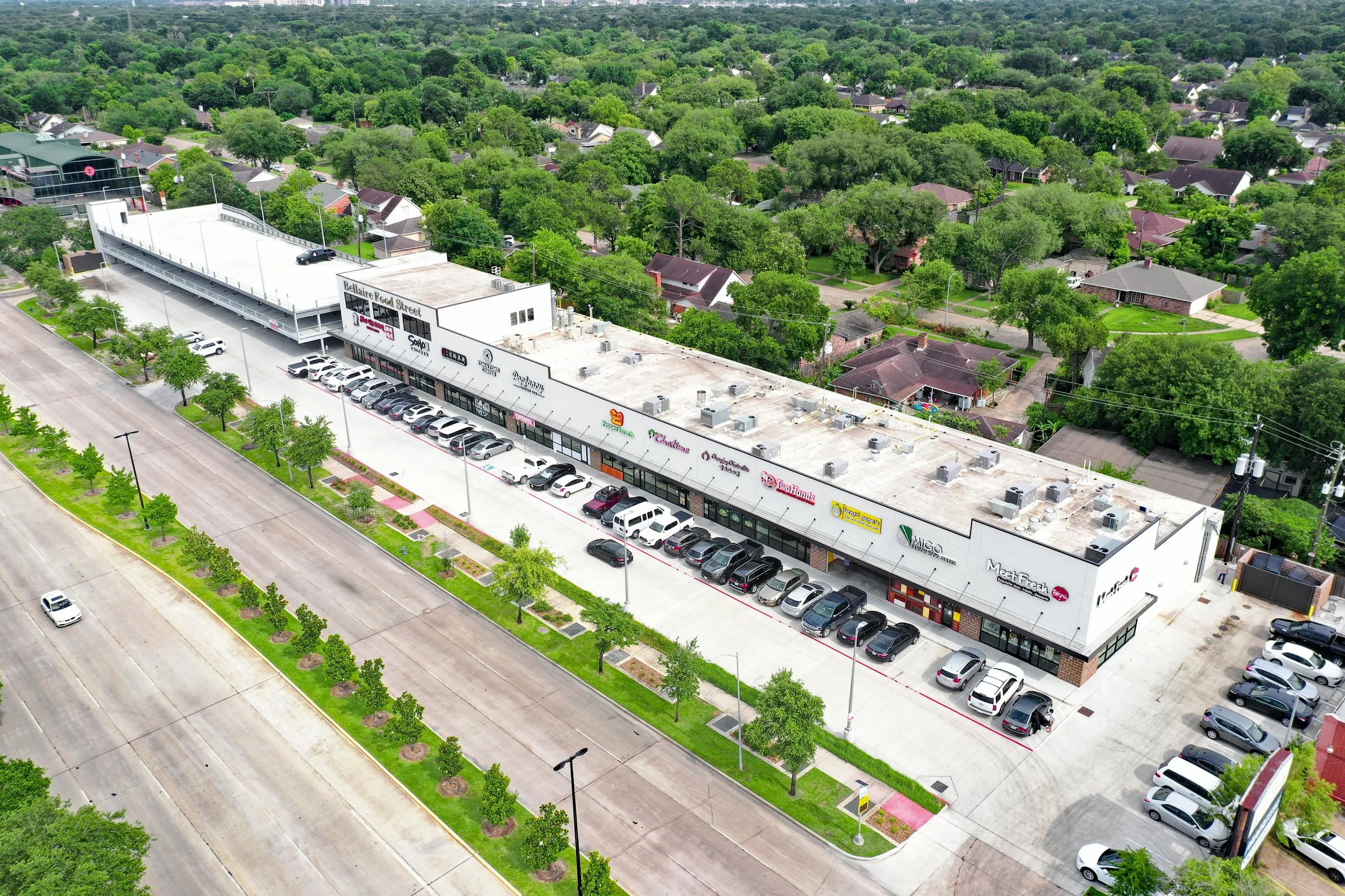 Bellaire Strip Center Pic 1.jpg