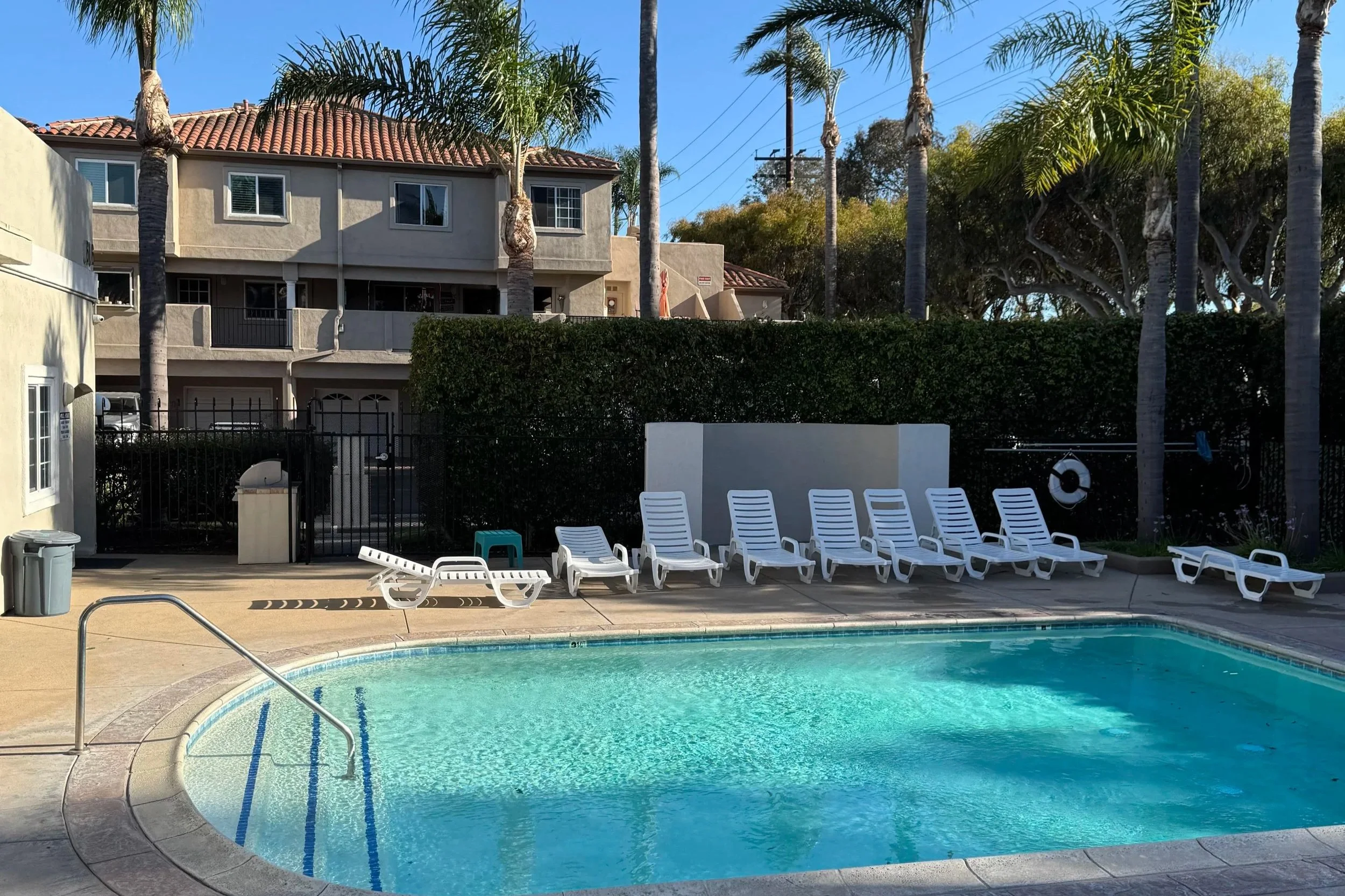 Villas Del Mar Condos for Sale | Huntington Beach Real Estate