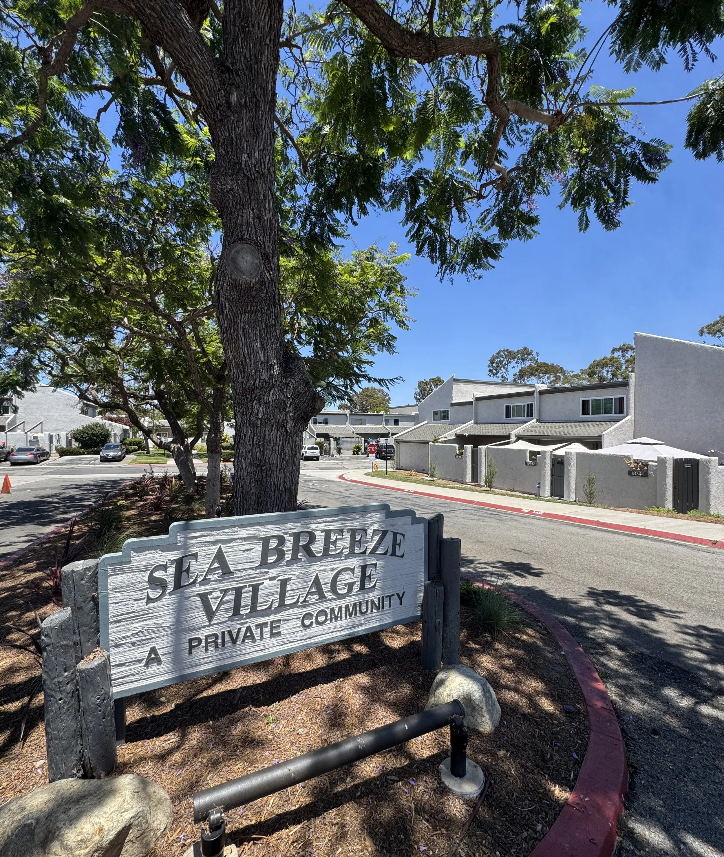 Sea Breeze Village Townhomes for Sale | Huntington Beach Real Estate