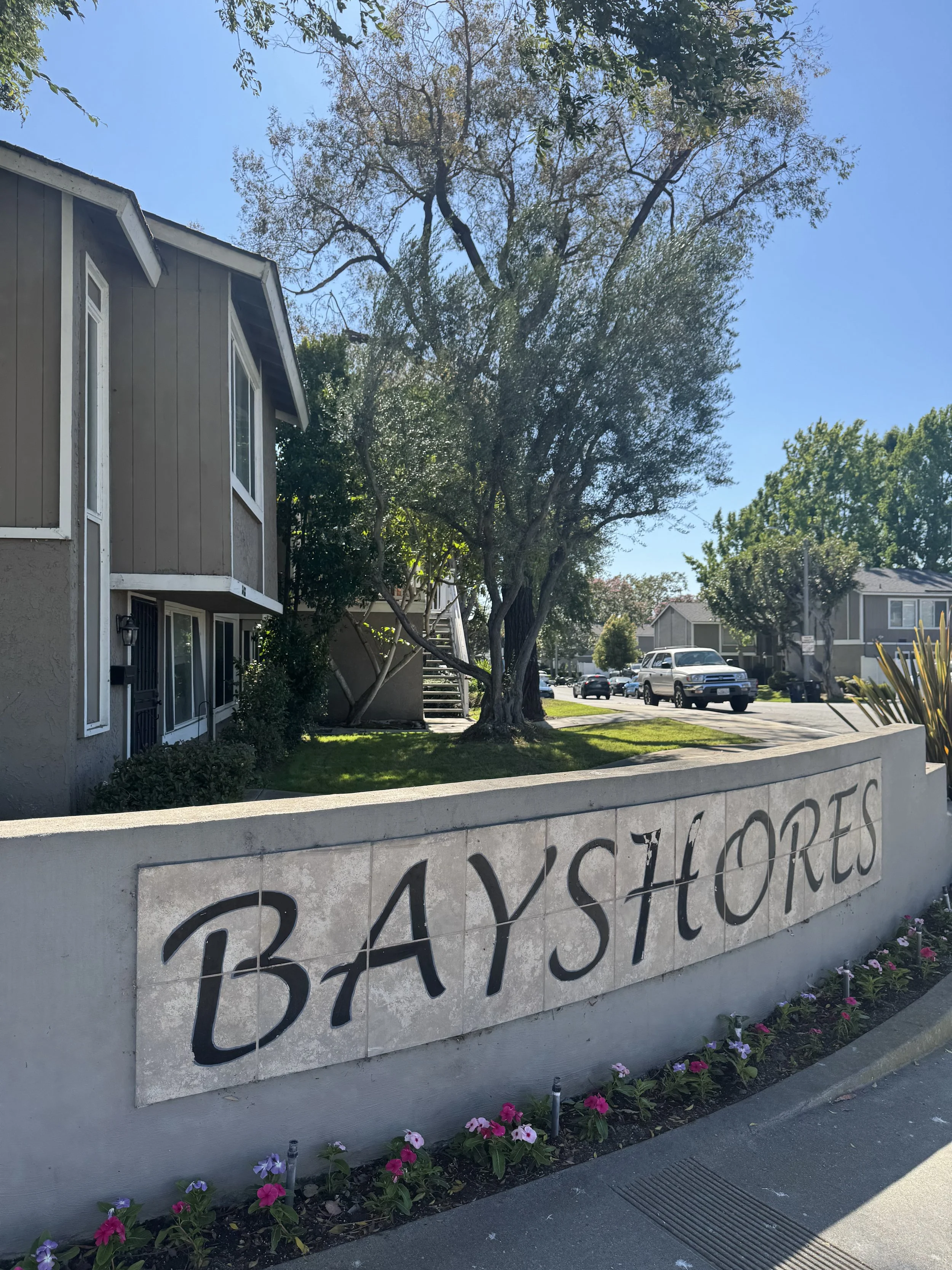 bayshores townhomes for sale