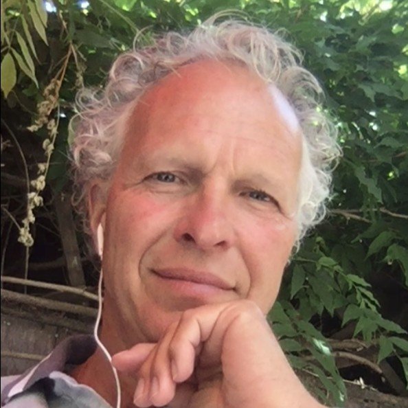 Stephan Nobs, VP of Partnerships and co-founder of FinalMileAI.
