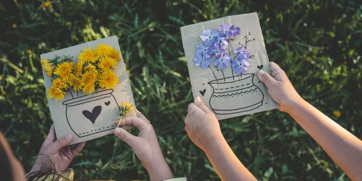 flower-crafts-for-kids-flowers-glues-to-cardboard-drawing.jpg