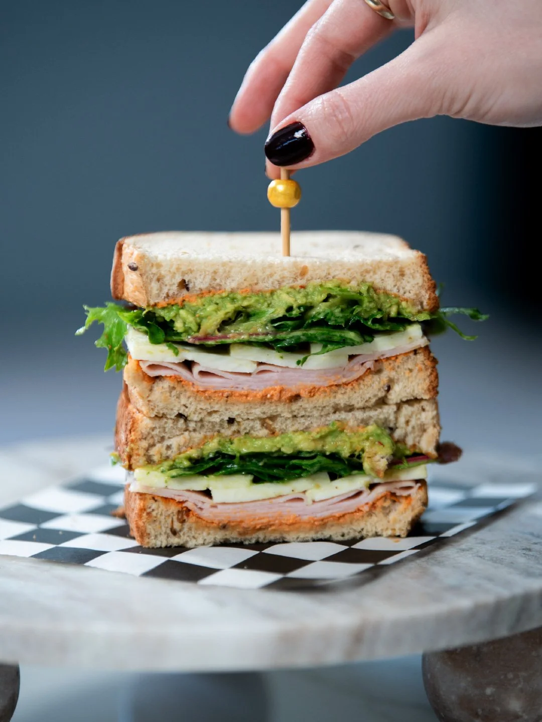 T&eacute;cnicamente es nuestro green s&aacute;ndwich.
Emocionalmente, es un muy buen d&iacute;a.🙃 

#greensandwich #coffelovers #caborcasonora #ernestytobias #foodie