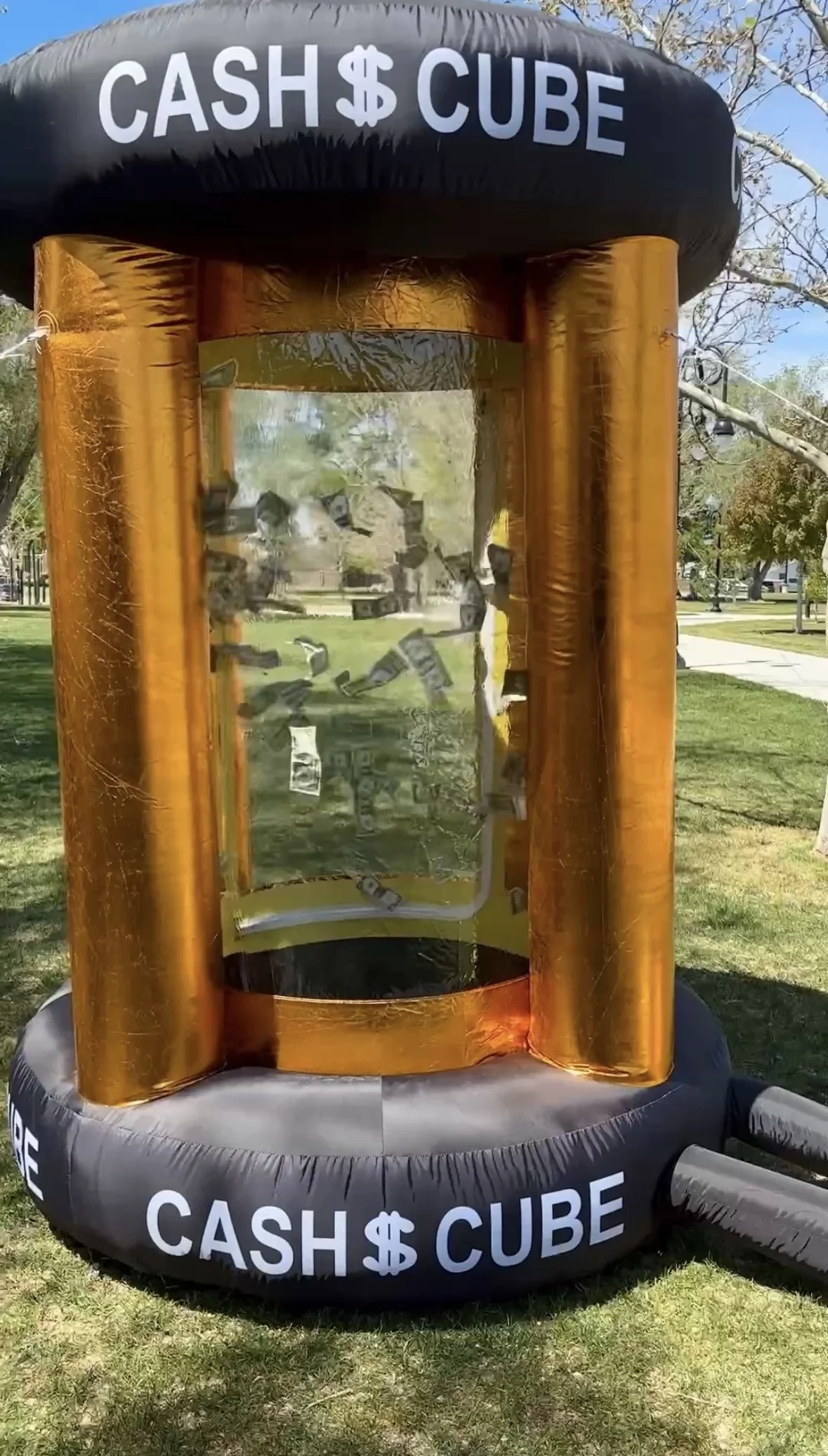 Cash Cube Tornado