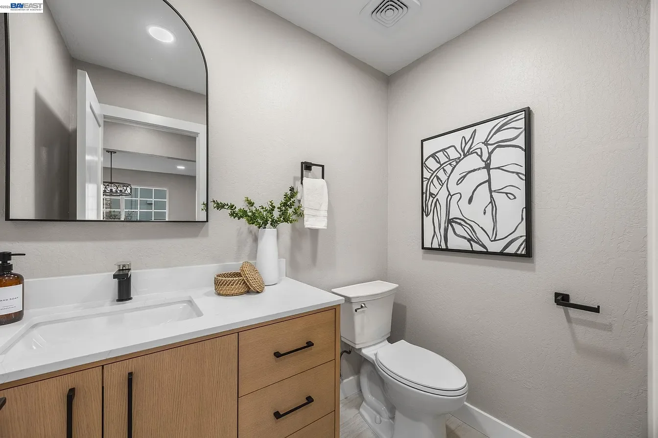 bathroom hillview.webp