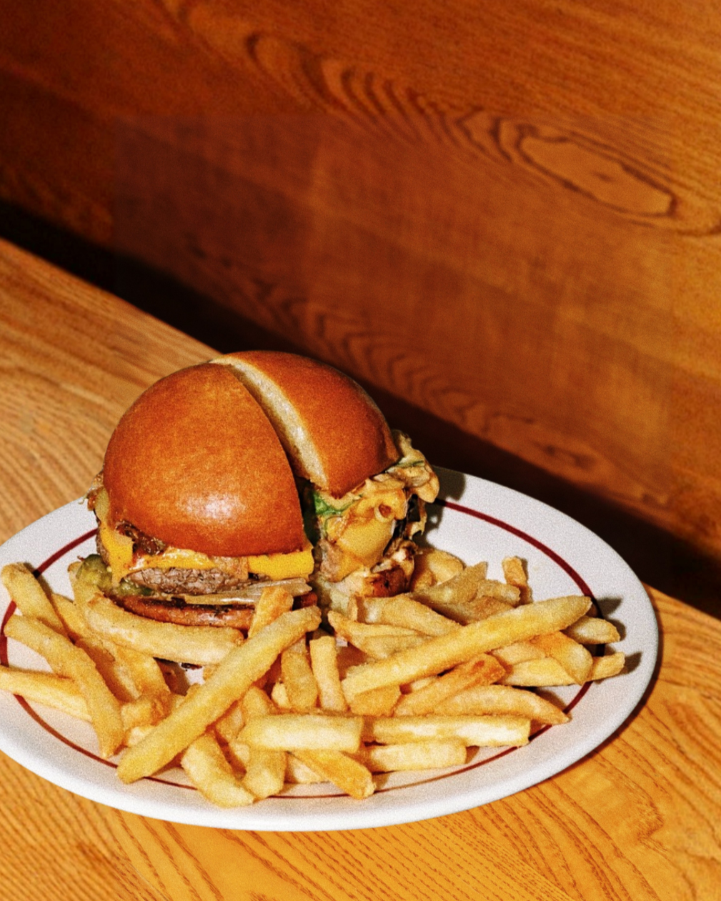G%2BK+Burger+001.png