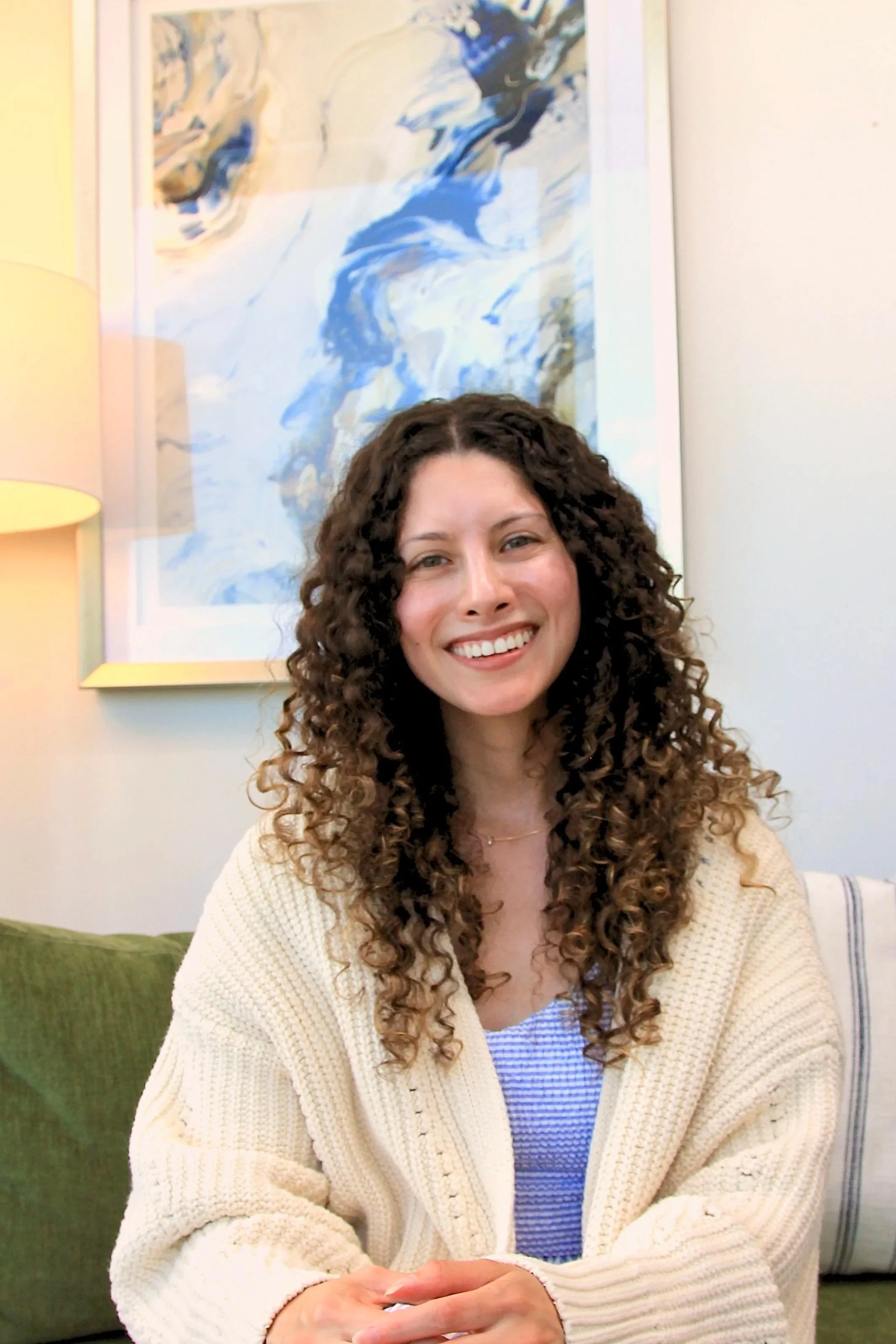 Dr. Monica Garza Saenz, a Latina Licensed Psychologist, offers therapy services in Spanish and English in Dallas, Texas.