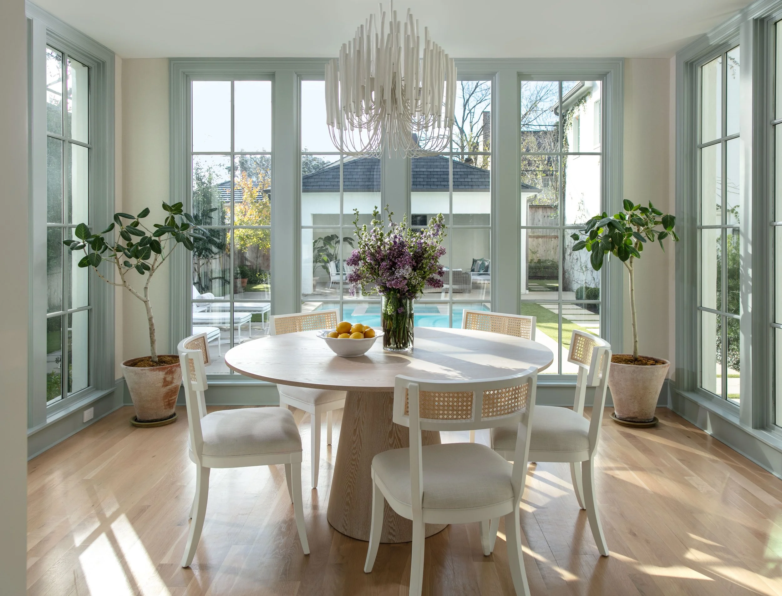 Breakfast-Room-WEB.jpg