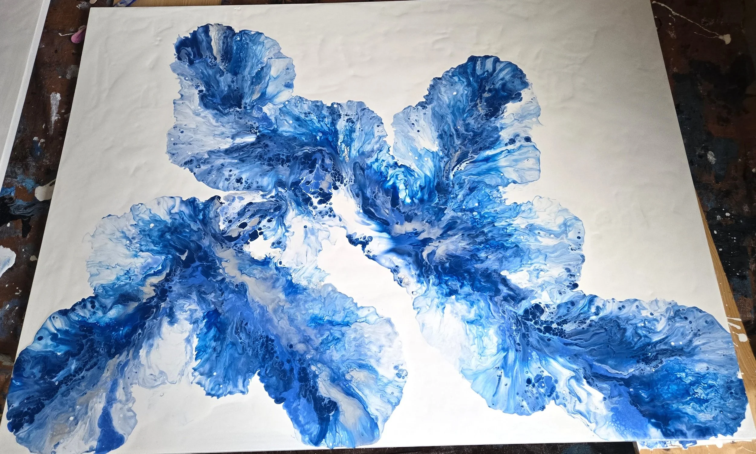 blue white 8.jpg