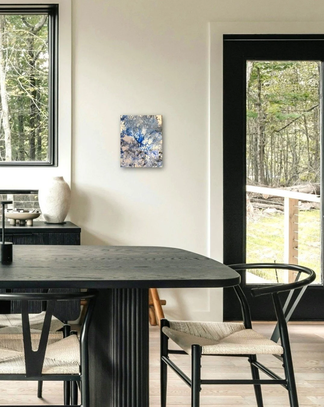 iceblue_diningroom_liftedb.jpg