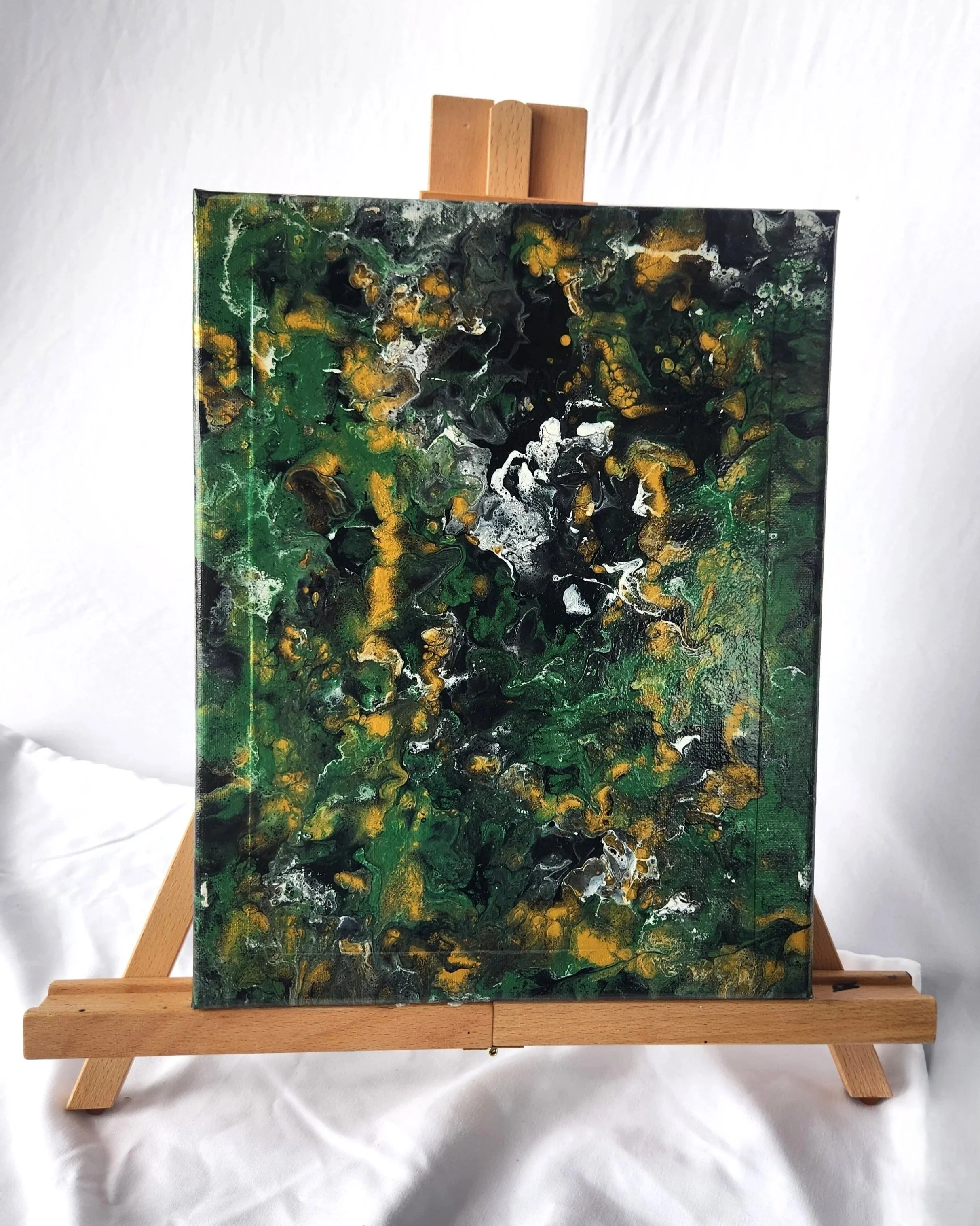 Green+easel+%286%29.jpg