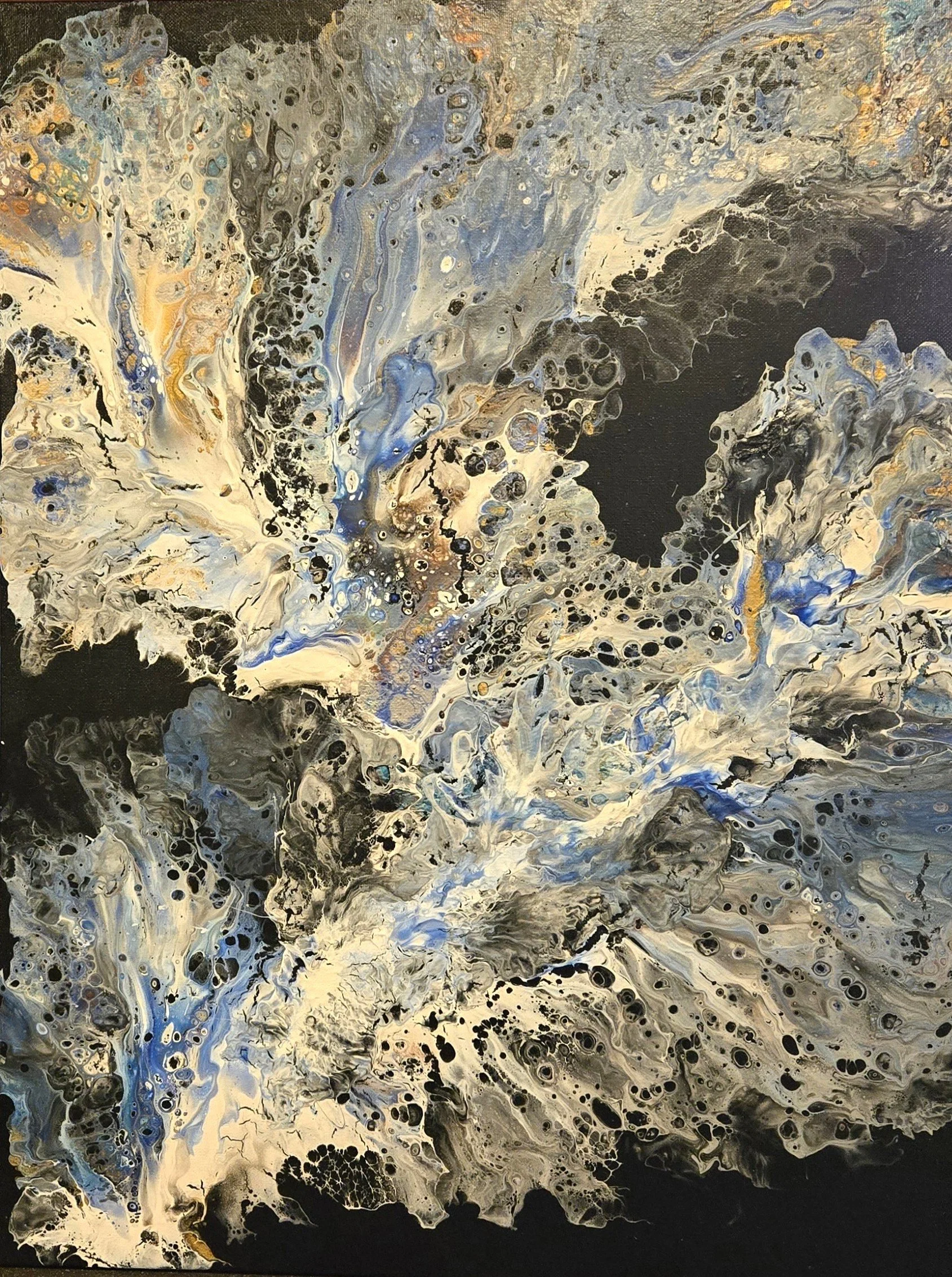 Blue Black  white 3.jpg