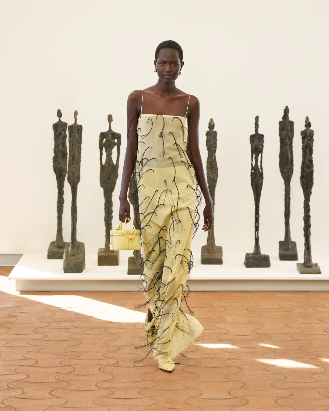 Les Sculptures SS24 look 41_4x5_ nologo.jpg