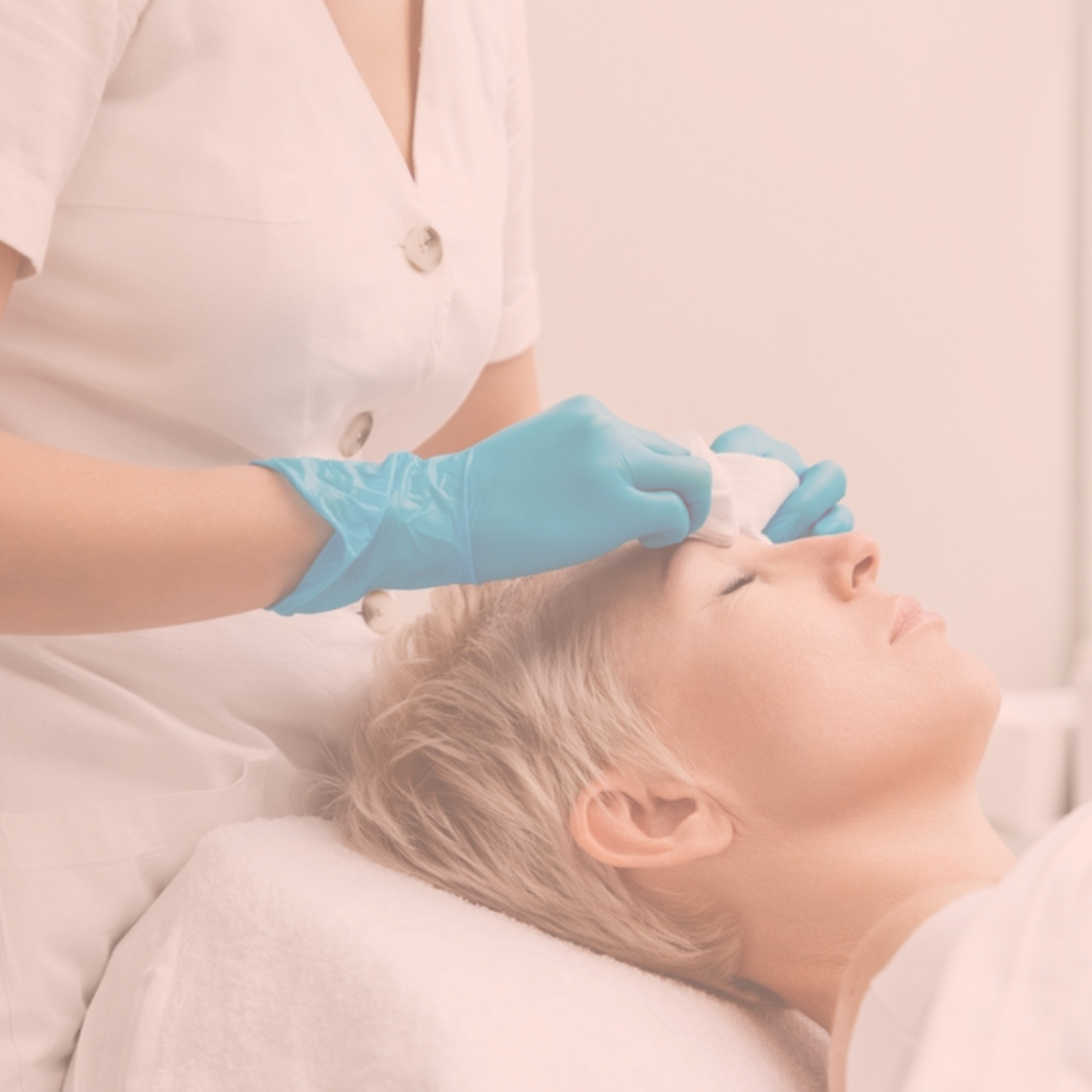 Professional Facial Extractions: What They Can and Cannot Do for Clogged Pores