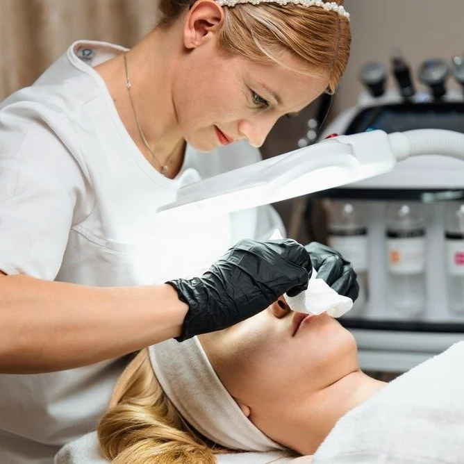 We have all been there! 

You look in the mirror, and you think &ldquo;of course I can get that pimple&hellip; easy-peasy!&rdquo; 

The truth is, it&rsquo;s rarely that simple.

In my most recent blog post I cover all things extractions related and h