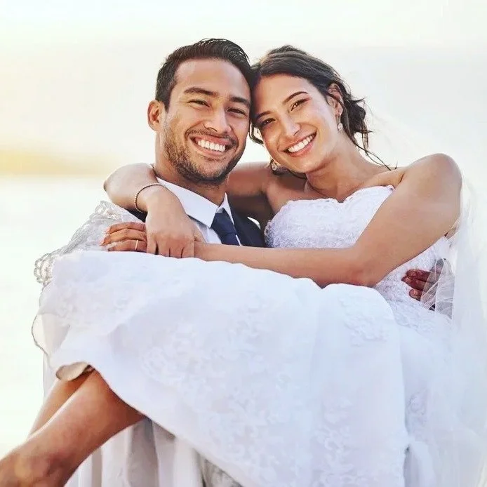 Wedding Skincare Timeline: When to Get a Facial Before Your Wedding! 

Link in profile. ❤️

#SeattleBride #SeattleSkincare #SeattleFacial #BridalSkincare #WeddingFacial #BridalGlow #WeddingPrep #HealthySkin #DERMASPACE
