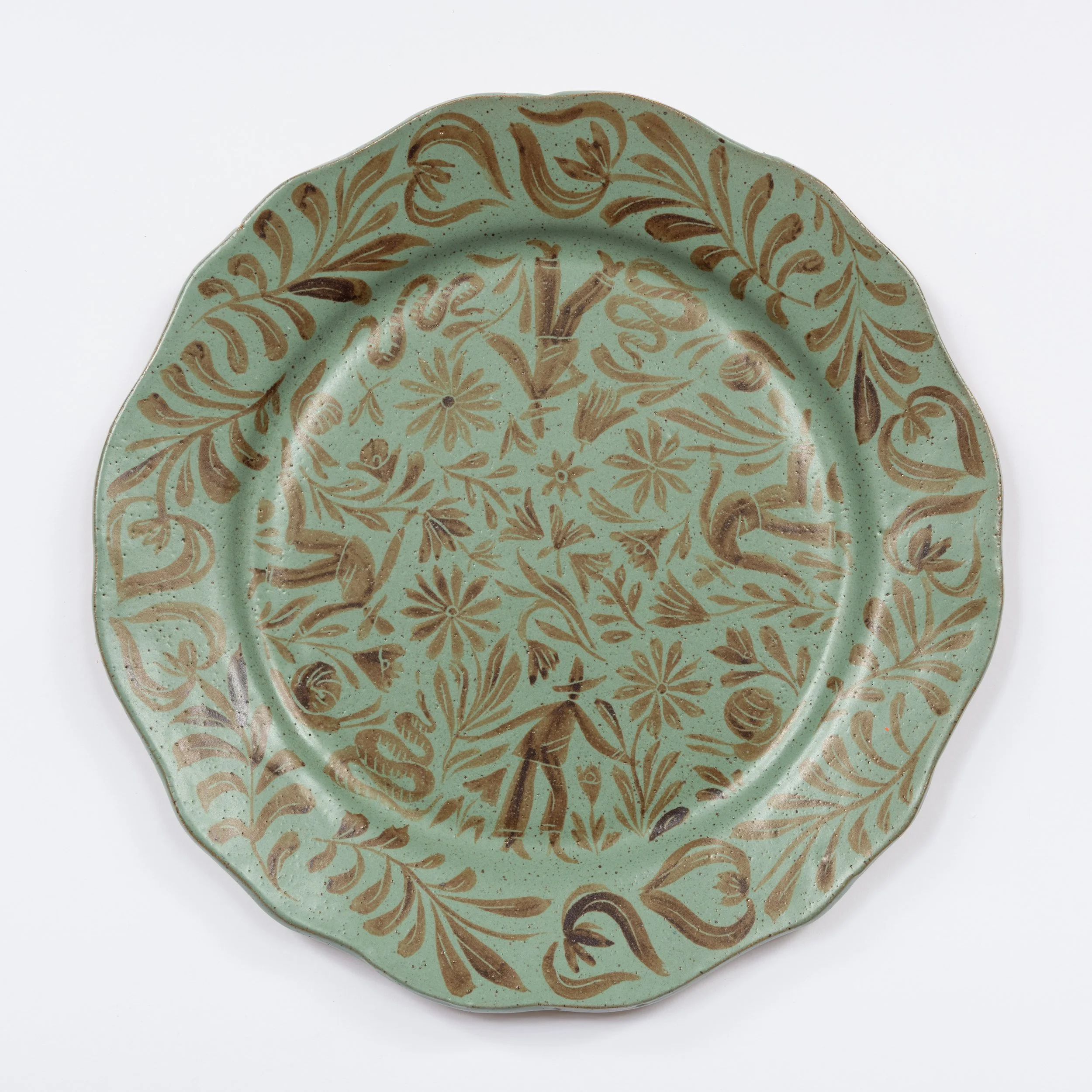 Scalloped Edge Circular Platter