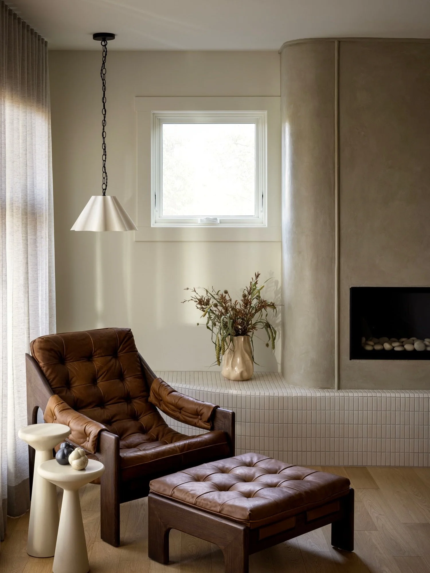 A home designed around the way life is actually lived.

This beautiful Elboya renovation by Mera Studio Architects is such a thoughtful example of what happens when a home is shaped around the people inside it.

The original layout was reconsidered f